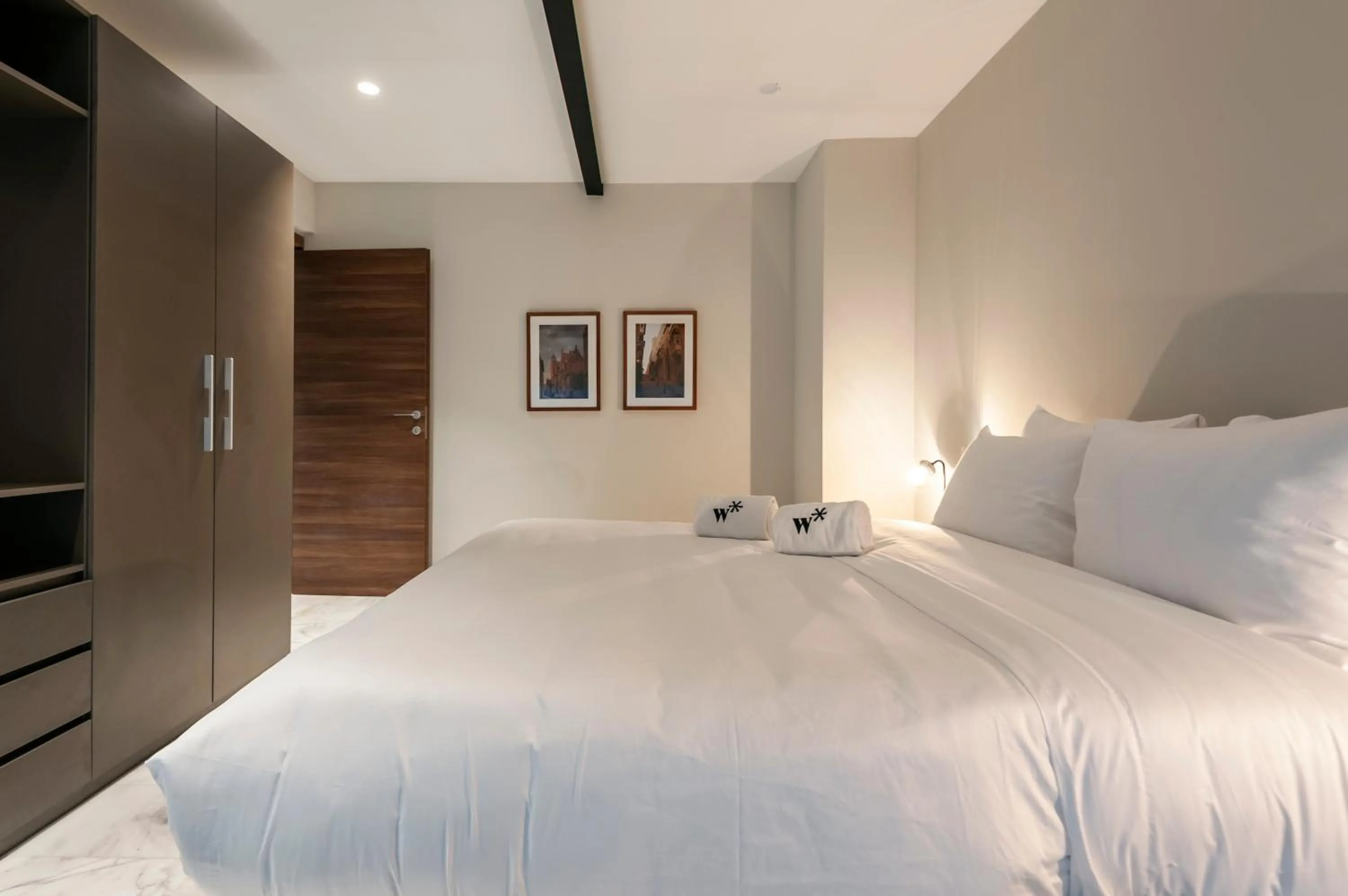 Bedroom in Arquimedes 138 by Wynwood House