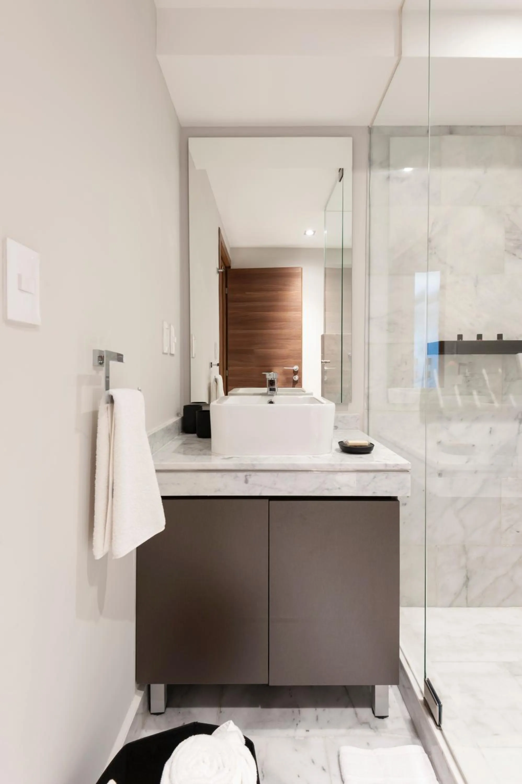 Bathroom in Arquimedes 138 by Wynwood House