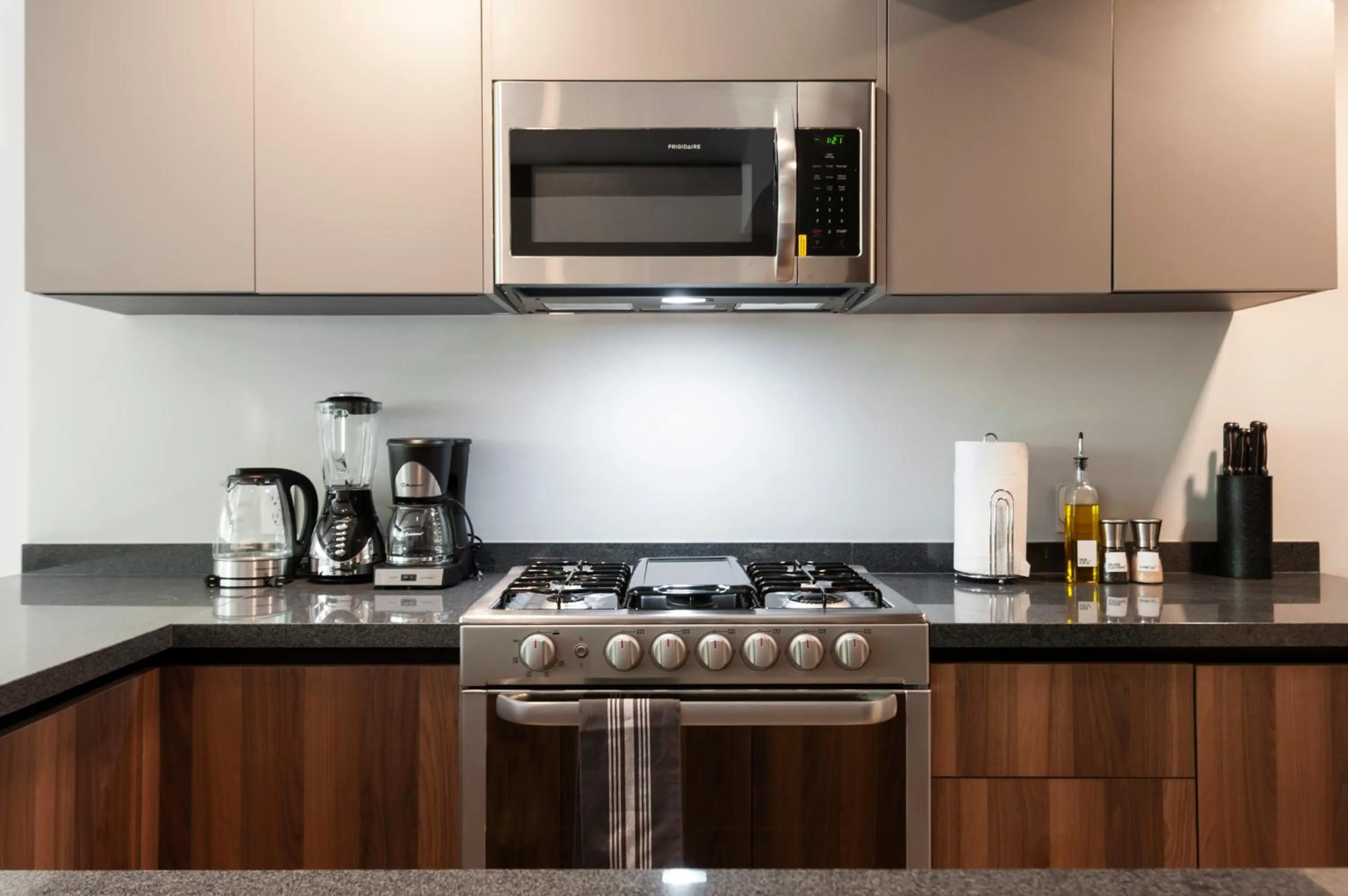 Kitchen or kitchenette in Arquimedes 138 by Wynwood House