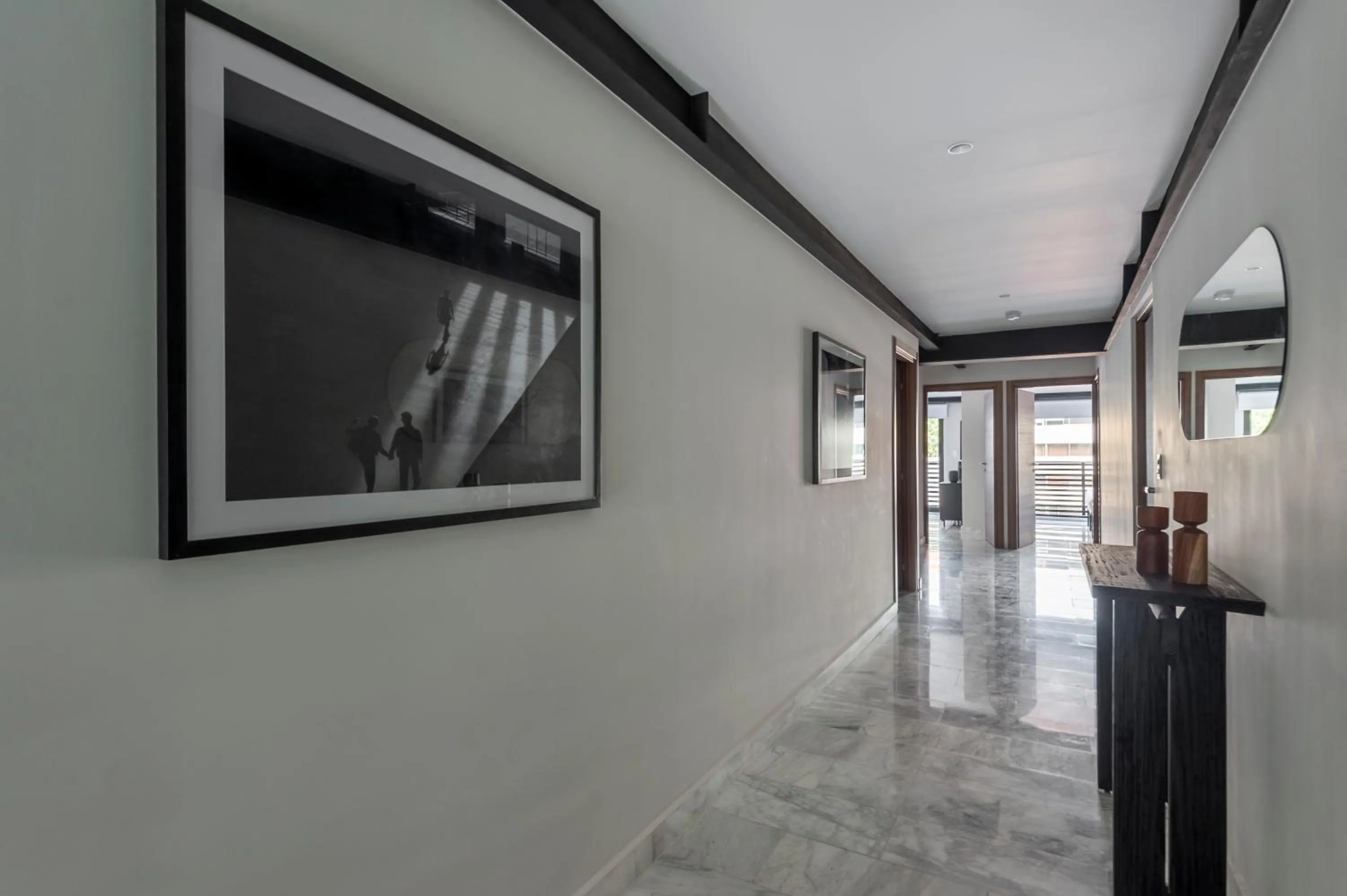 Photo of the whole room in Arquimedes 138 by Wynwood House