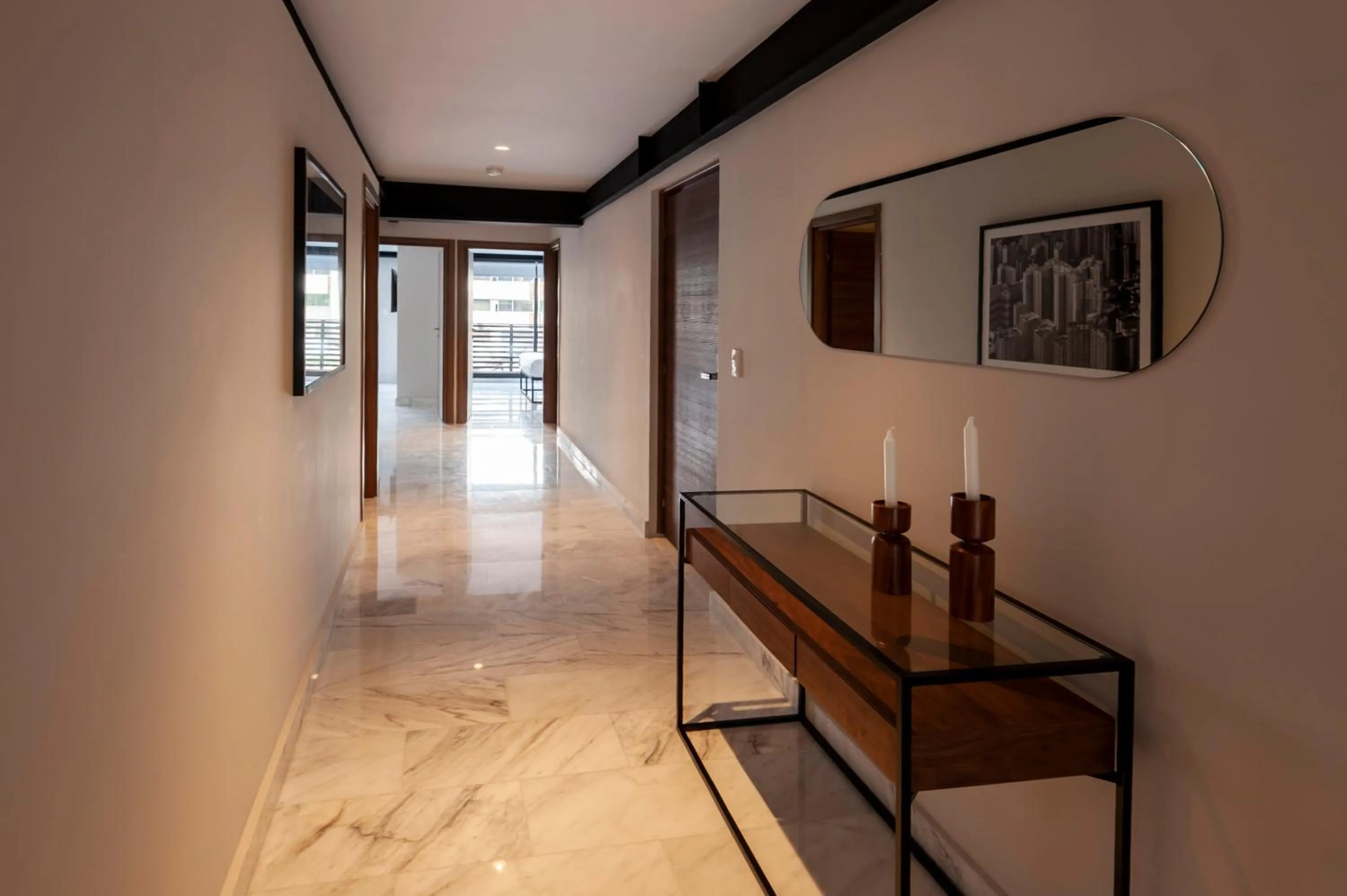 Photo of the whole room in Arquimedes 138 by Wynwood House