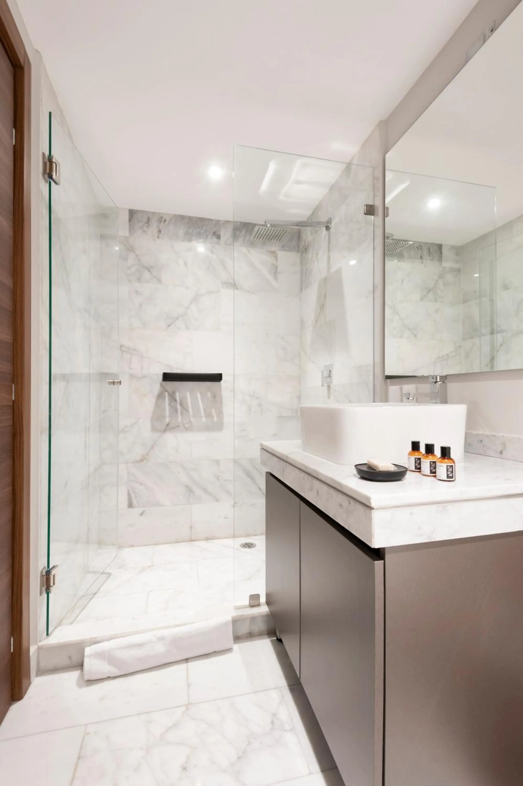 Bathroom in Arquimedes 138 by Wynwood House