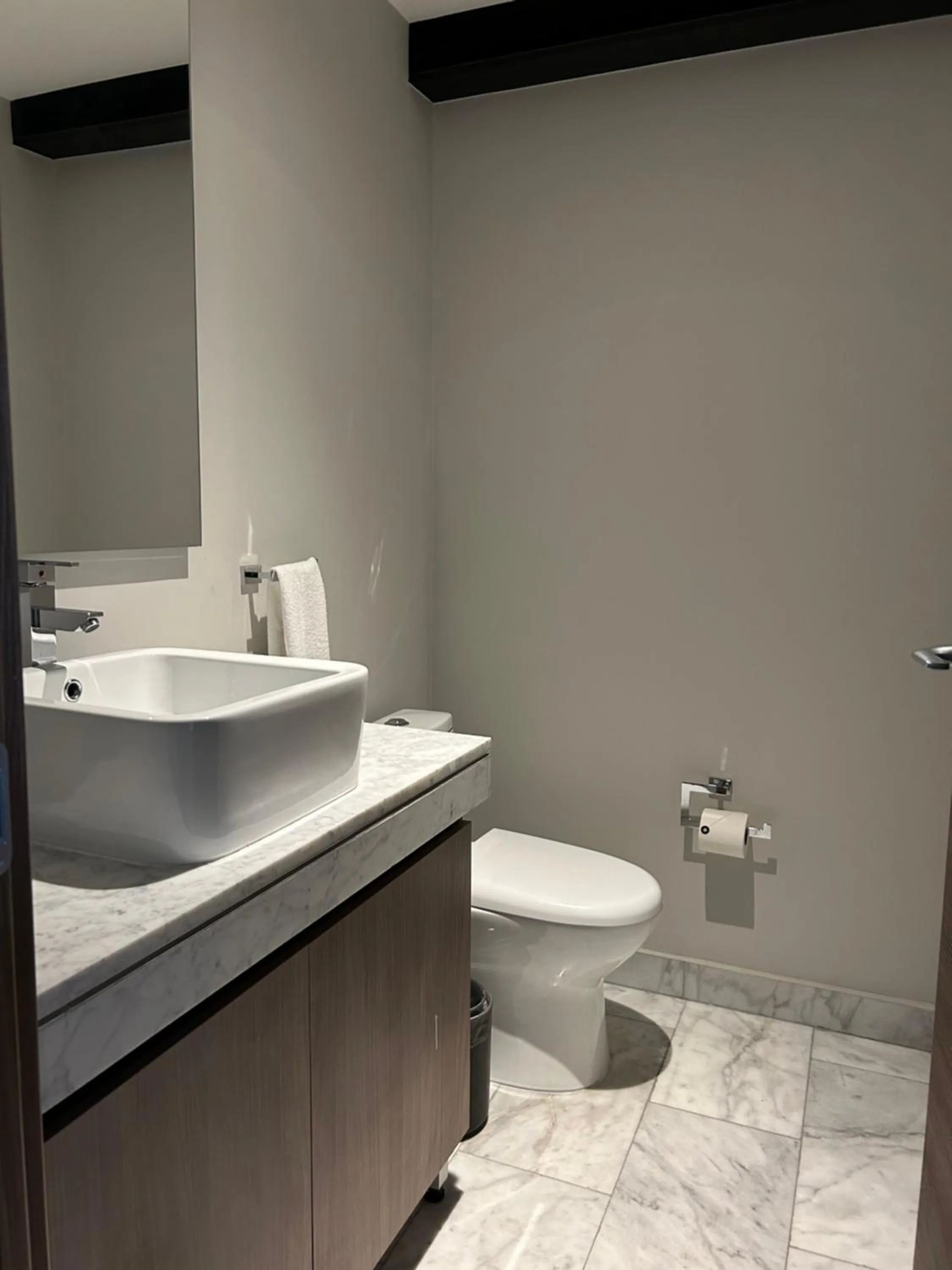 Bathroom in Arquimedes 138 by Wynwood House