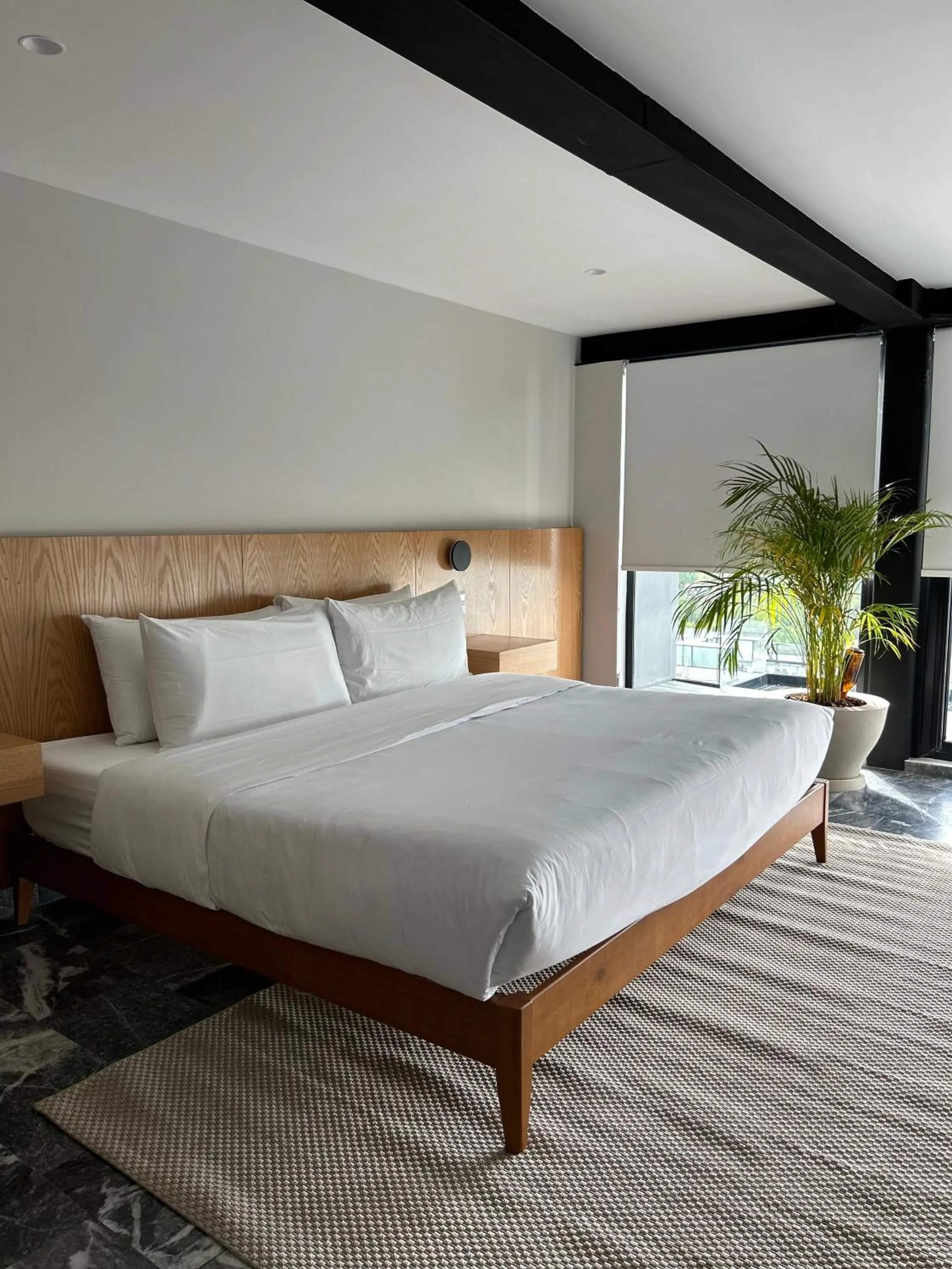 Bedroom in Arquimedes 138 by Wynwood House