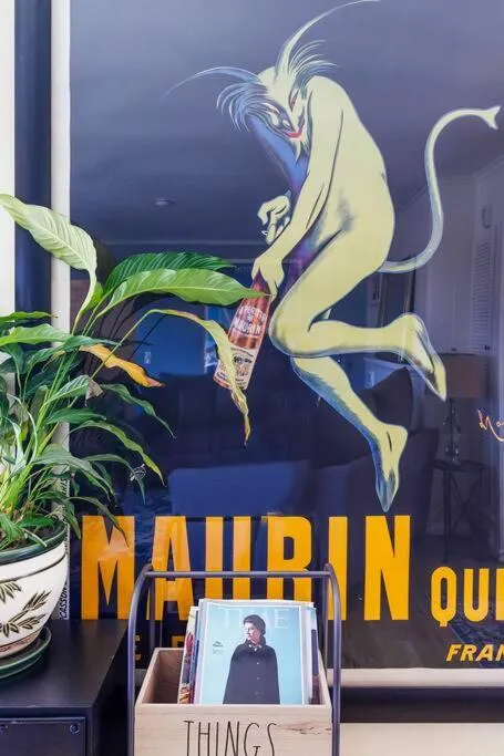 Magnolia on the Hill