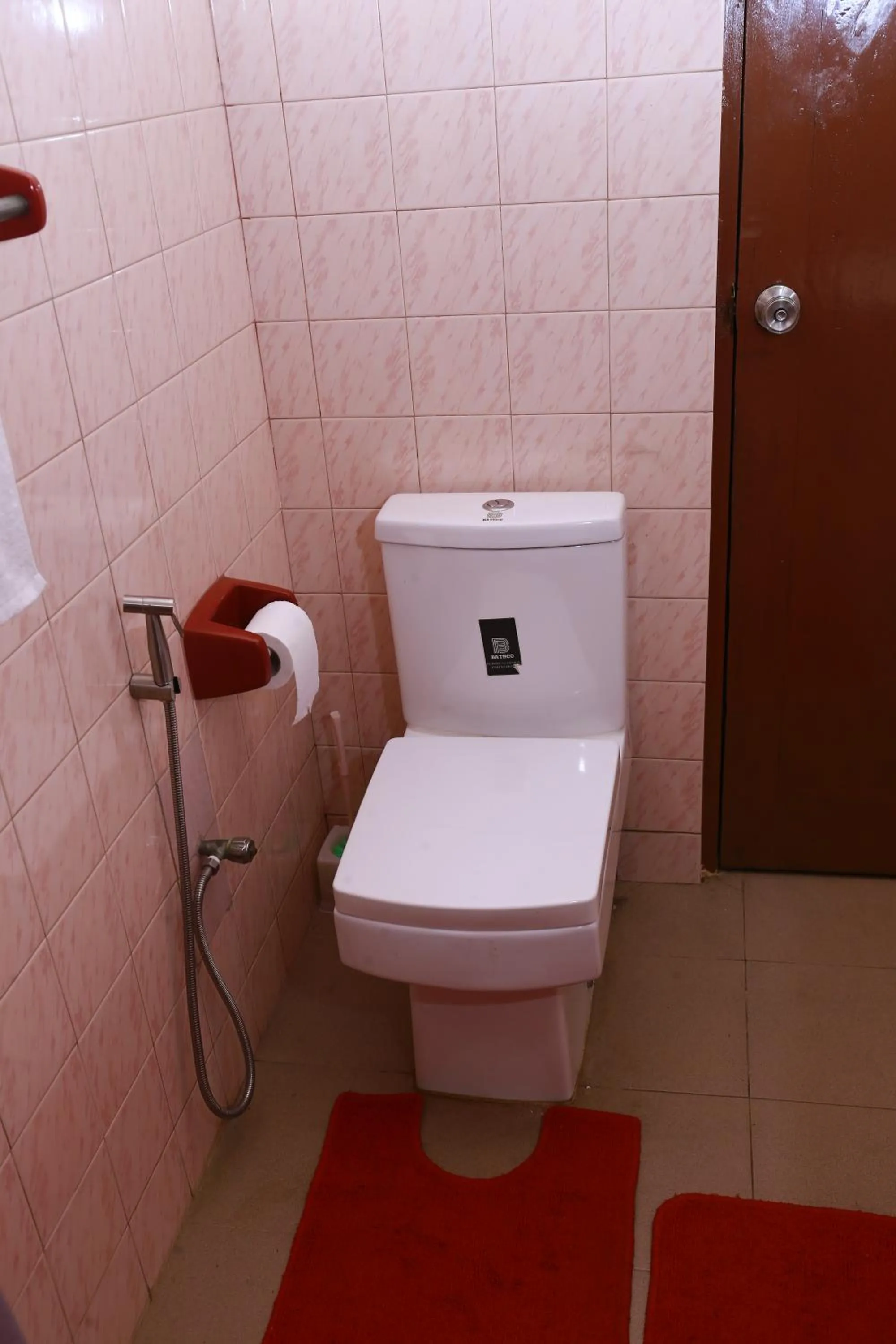 Bathroom in Oasis Colombo