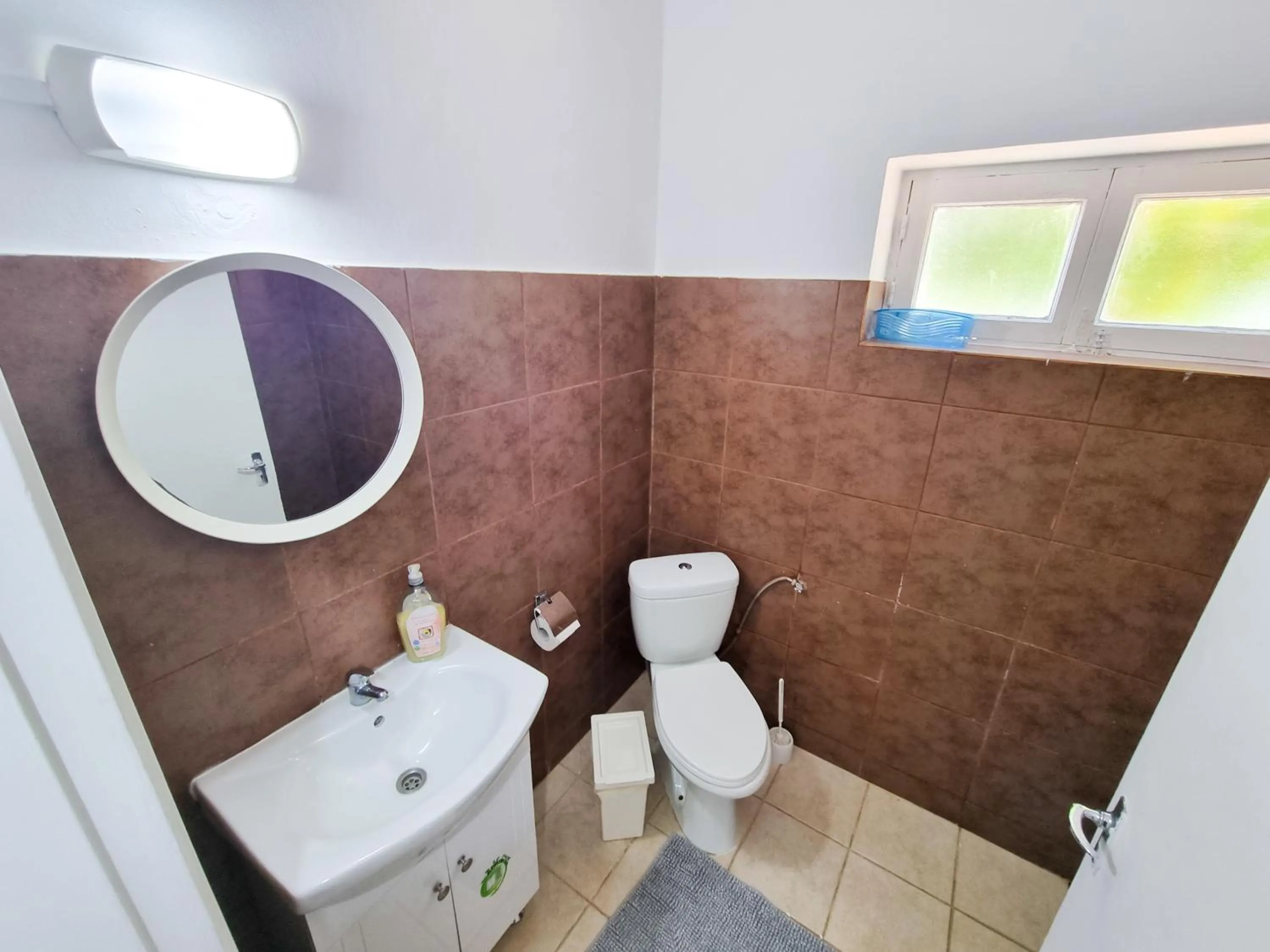 Bathroom in Aladdin's Hostel