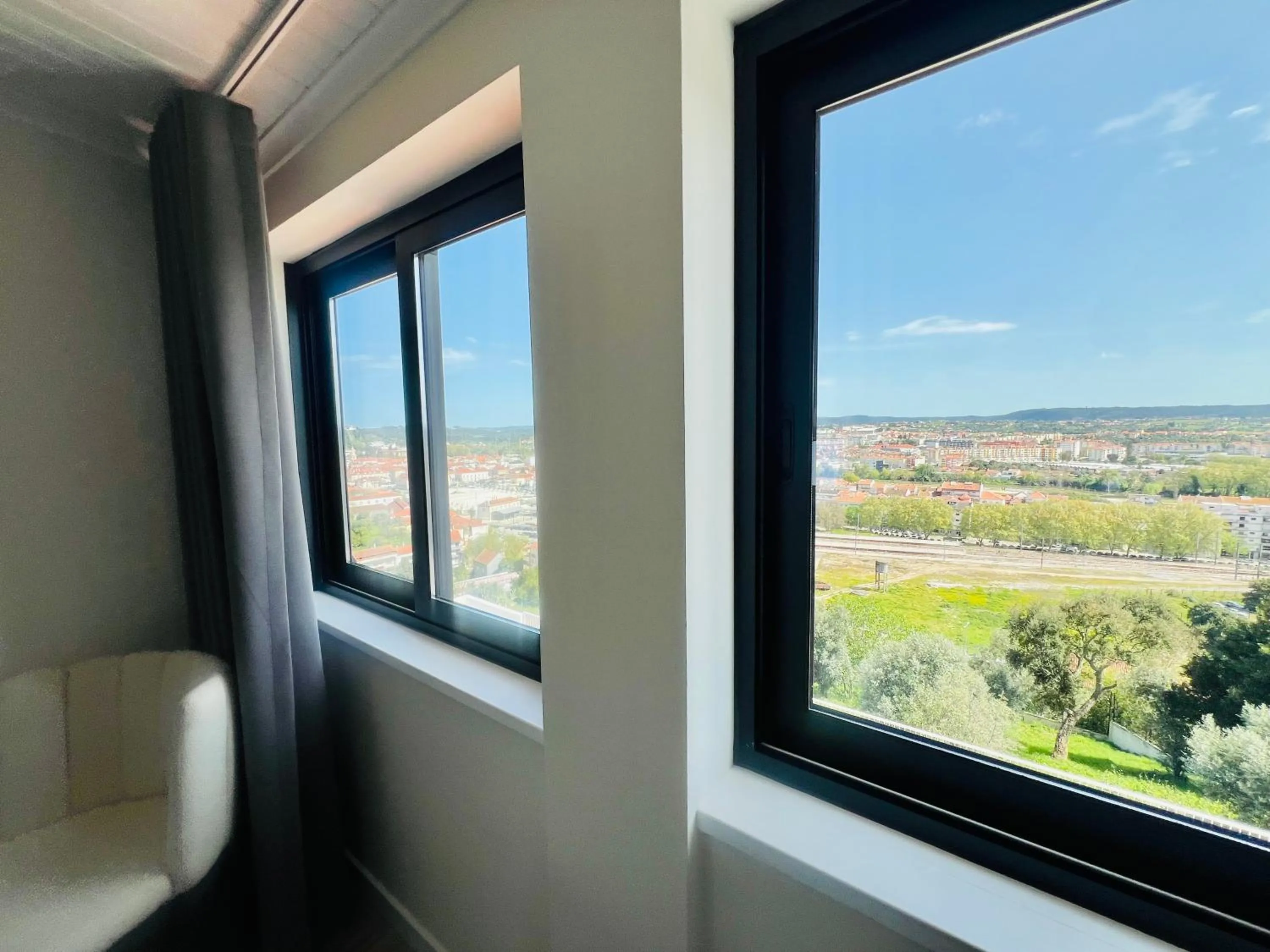 Vila Pombal Tomar Apartments - Pool & City Views