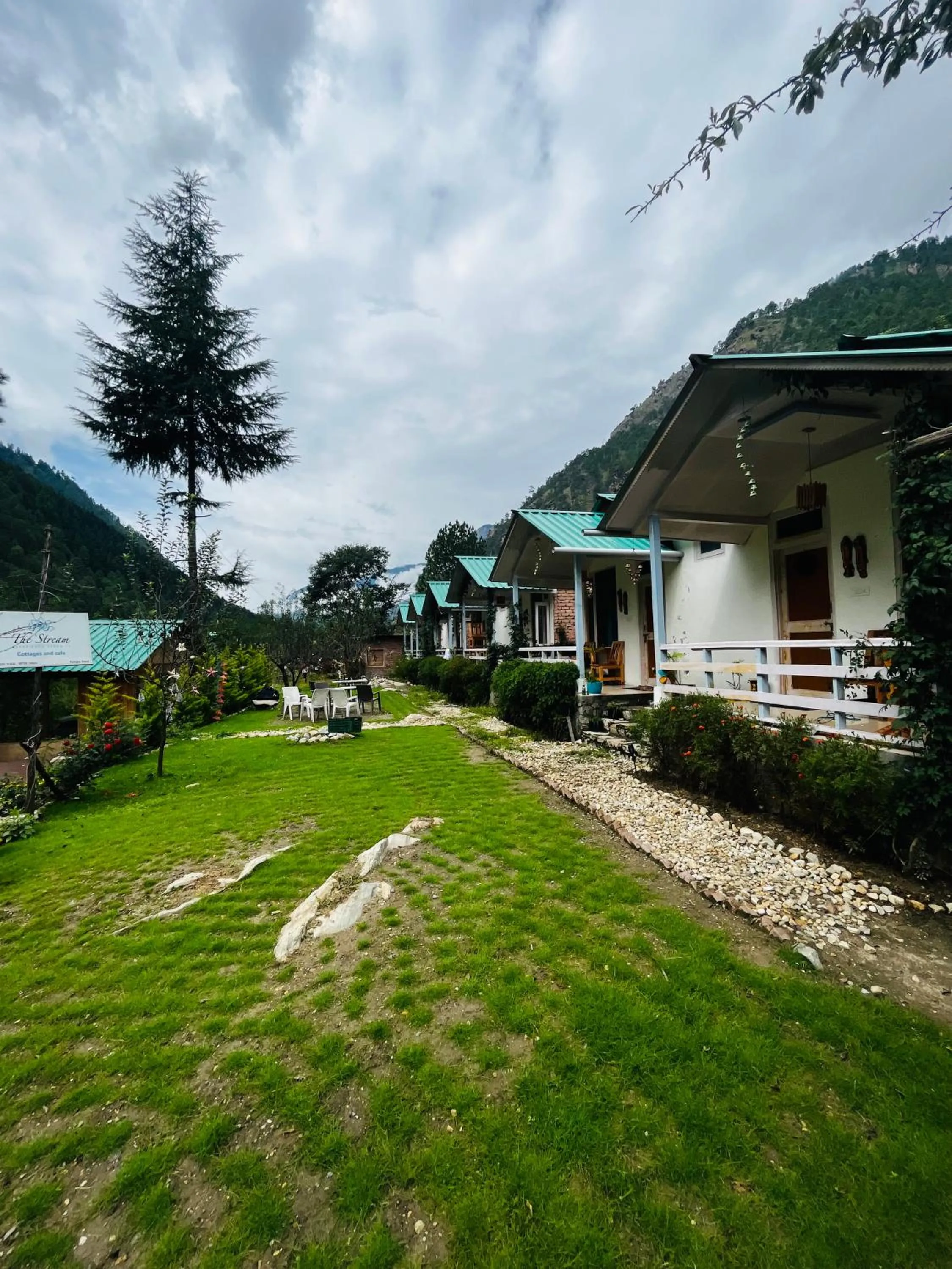 Garden in The Stream Kasol