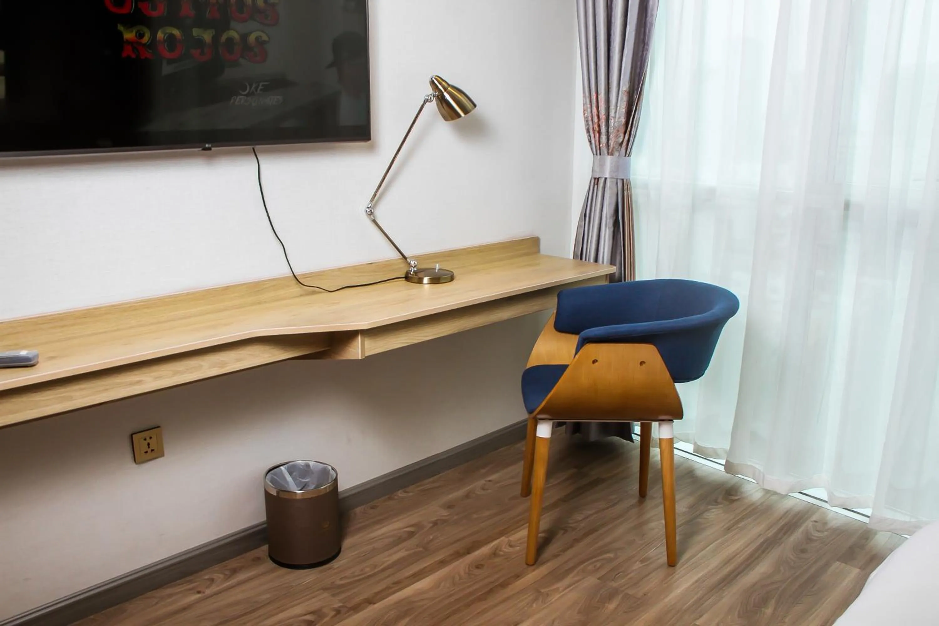 TV and multimedia in Gold Source Hotel