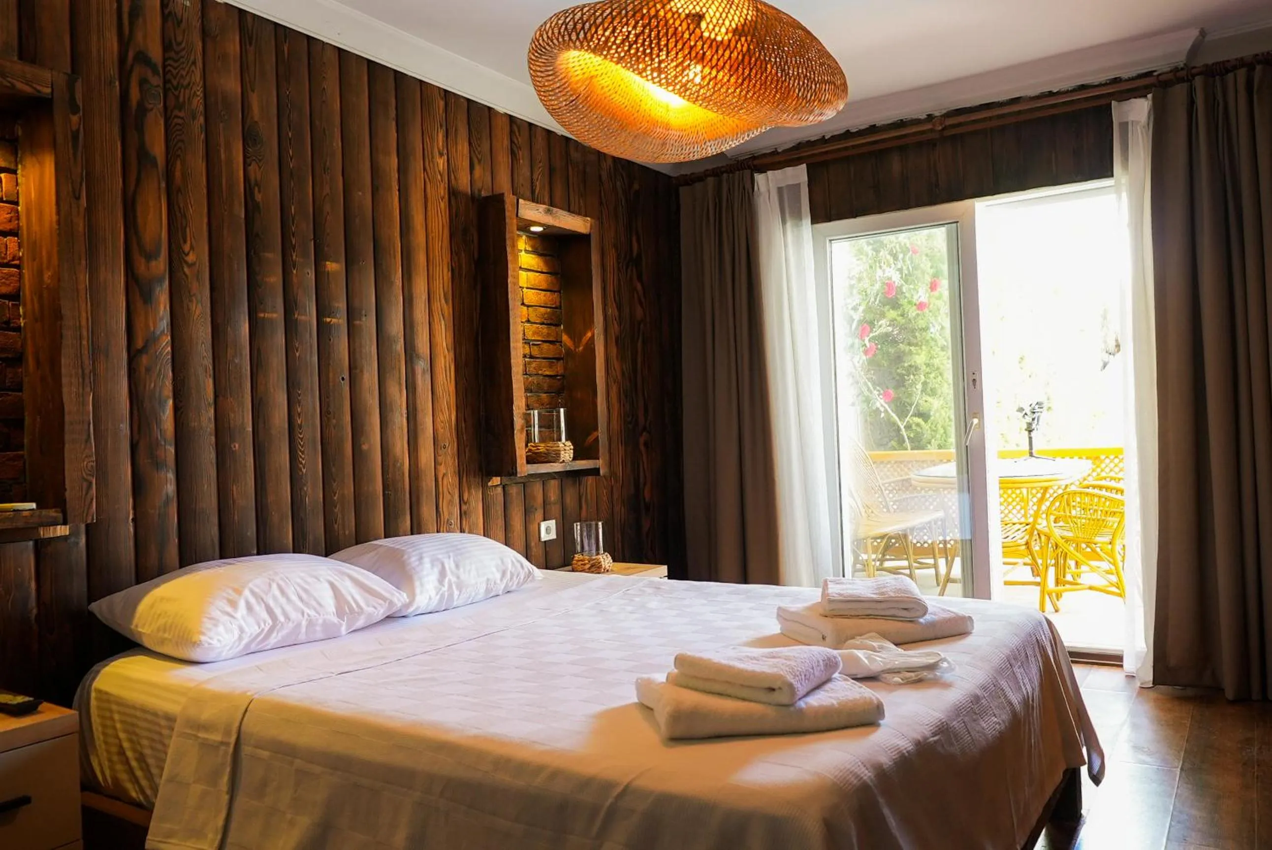 Bed in NURİYE ALACATI