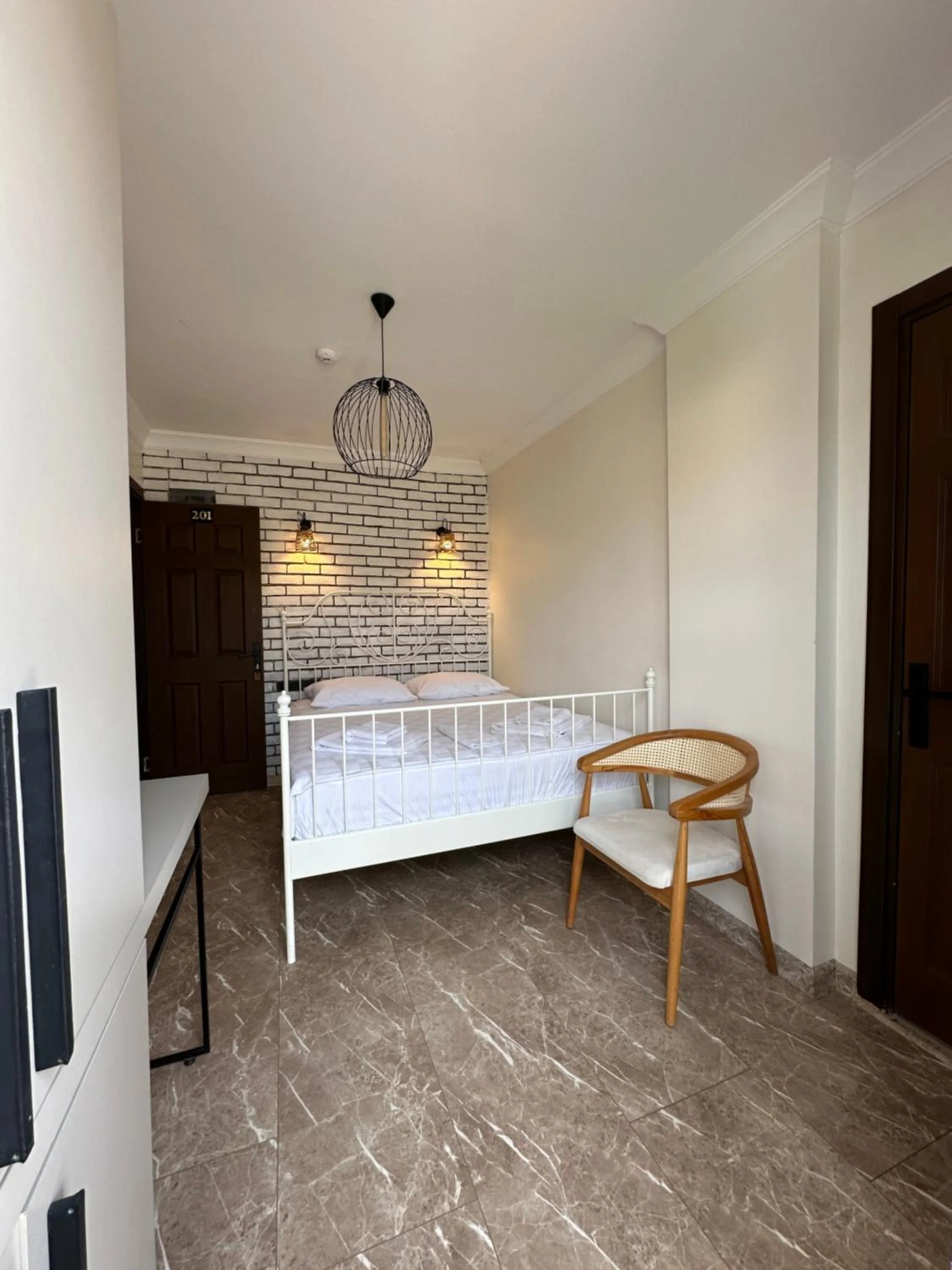 Bed in NURİYE ALACATI