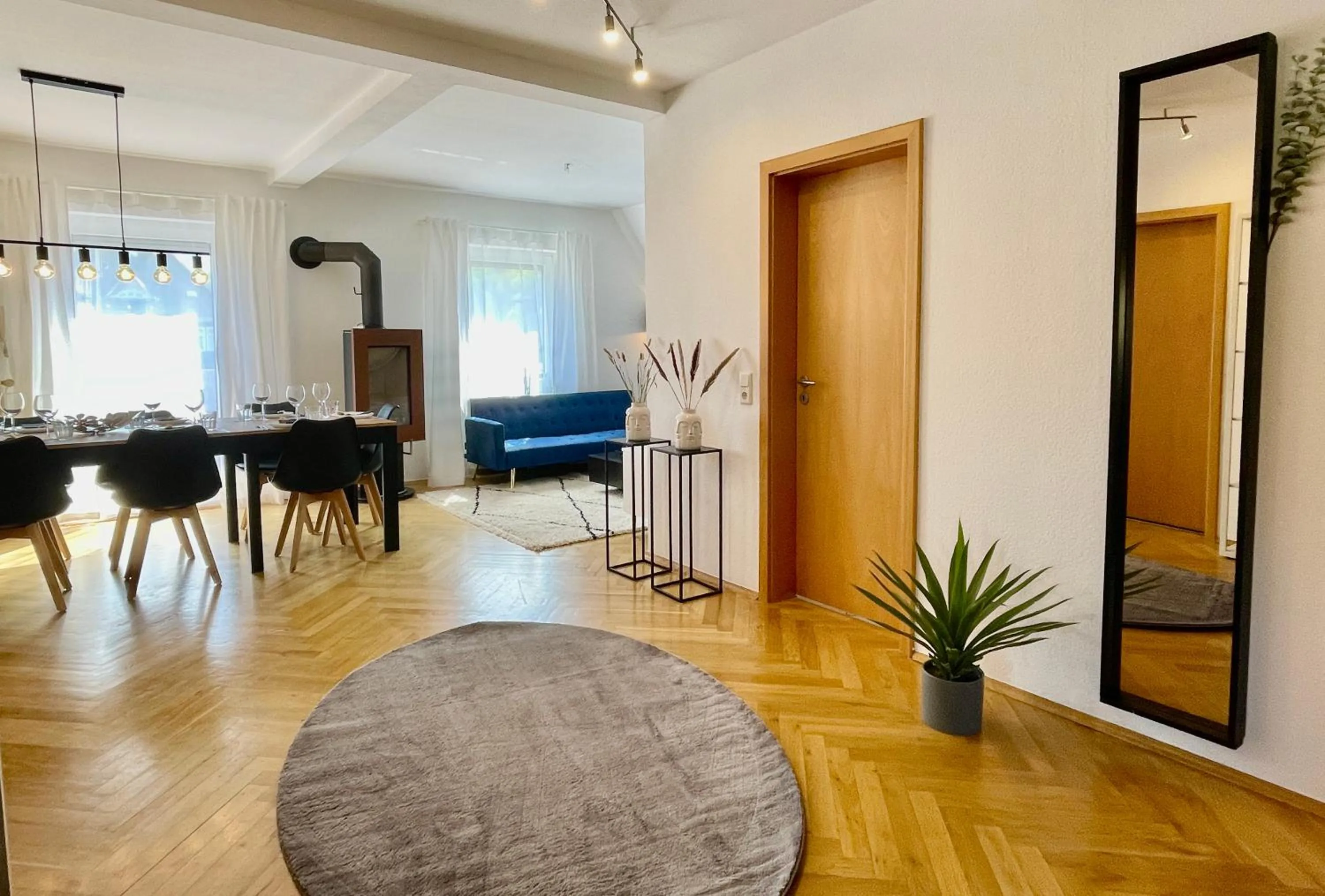 Living room in Design Maisonette I Kamin I 10 Personen I Netflix