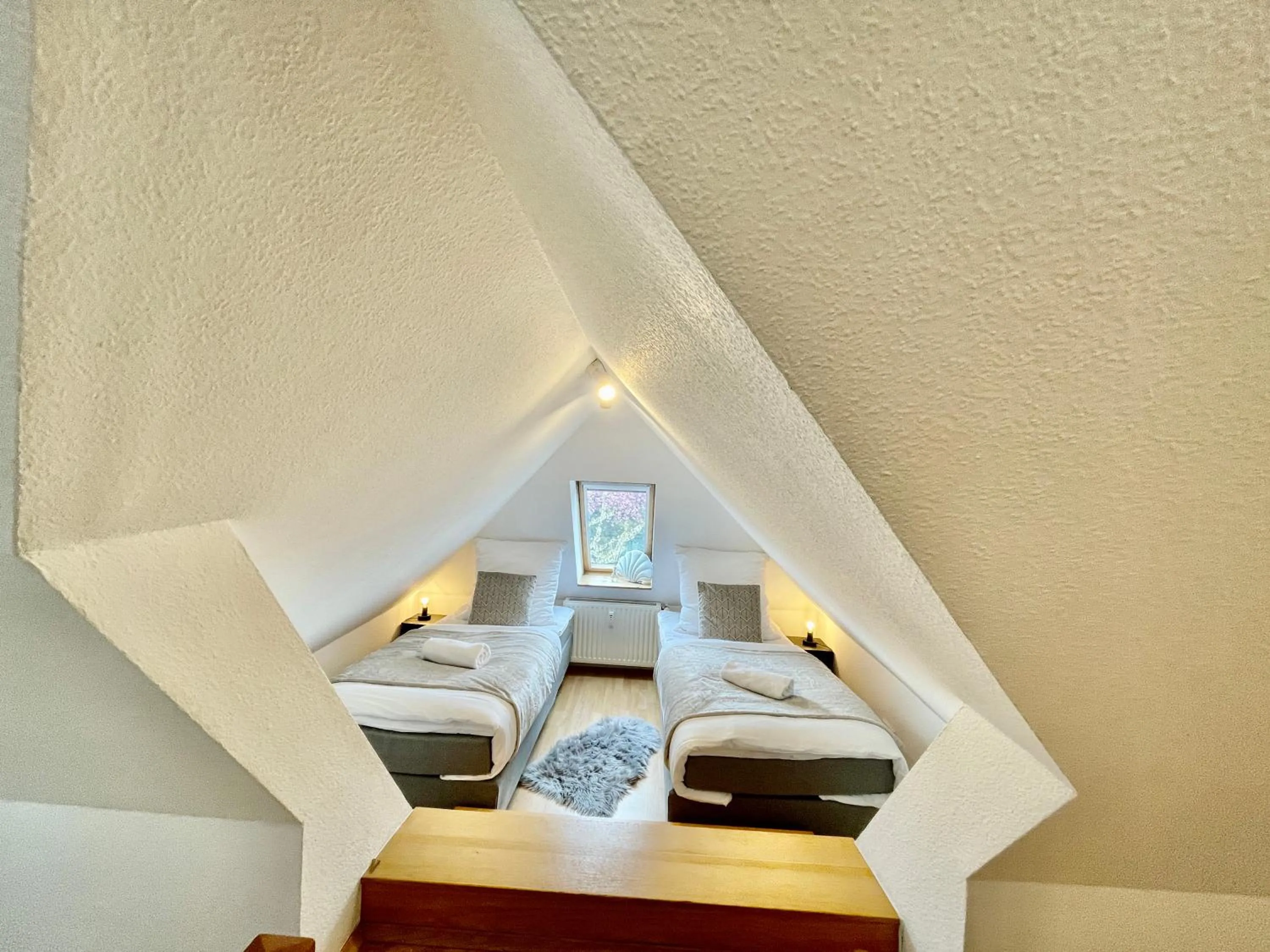 Bed in Design Maisonette I Kamin I 10 Personen I Netflix