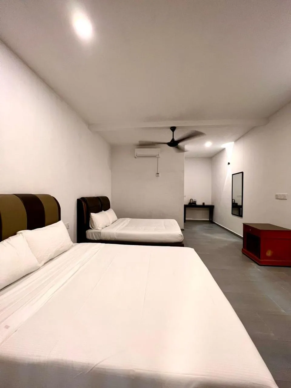 Property building, Bed in Dumba Bay Tioman