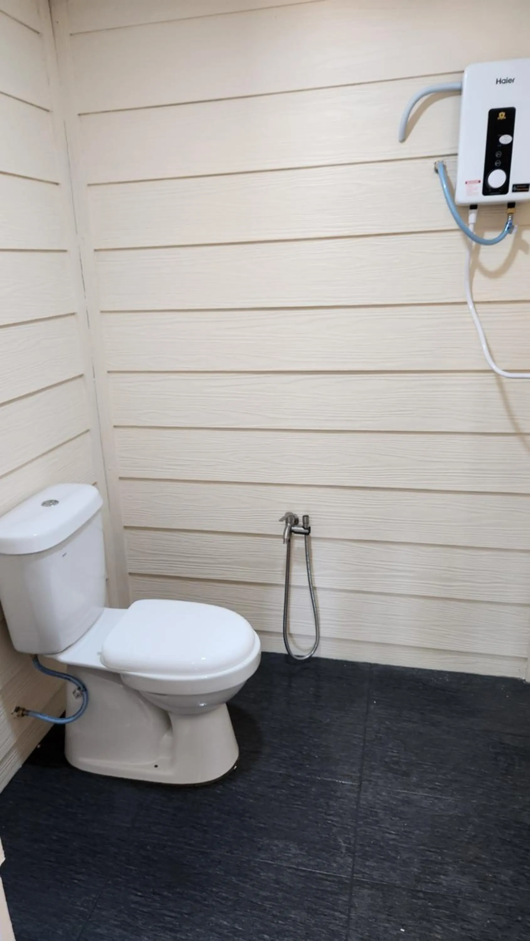 Toilet in Dumba Bay Tioman