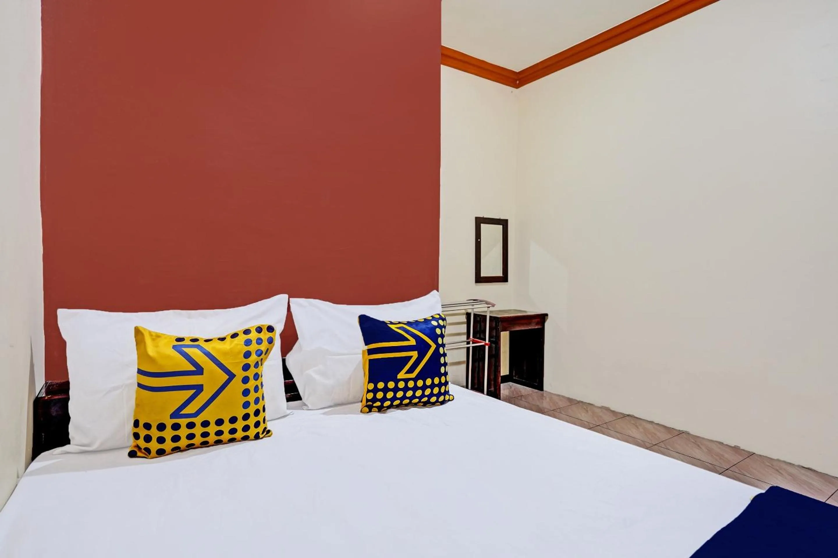 Bedroom in Hotel O Penginapan Kangean SyariahNearTaman Merdeka Kalianget