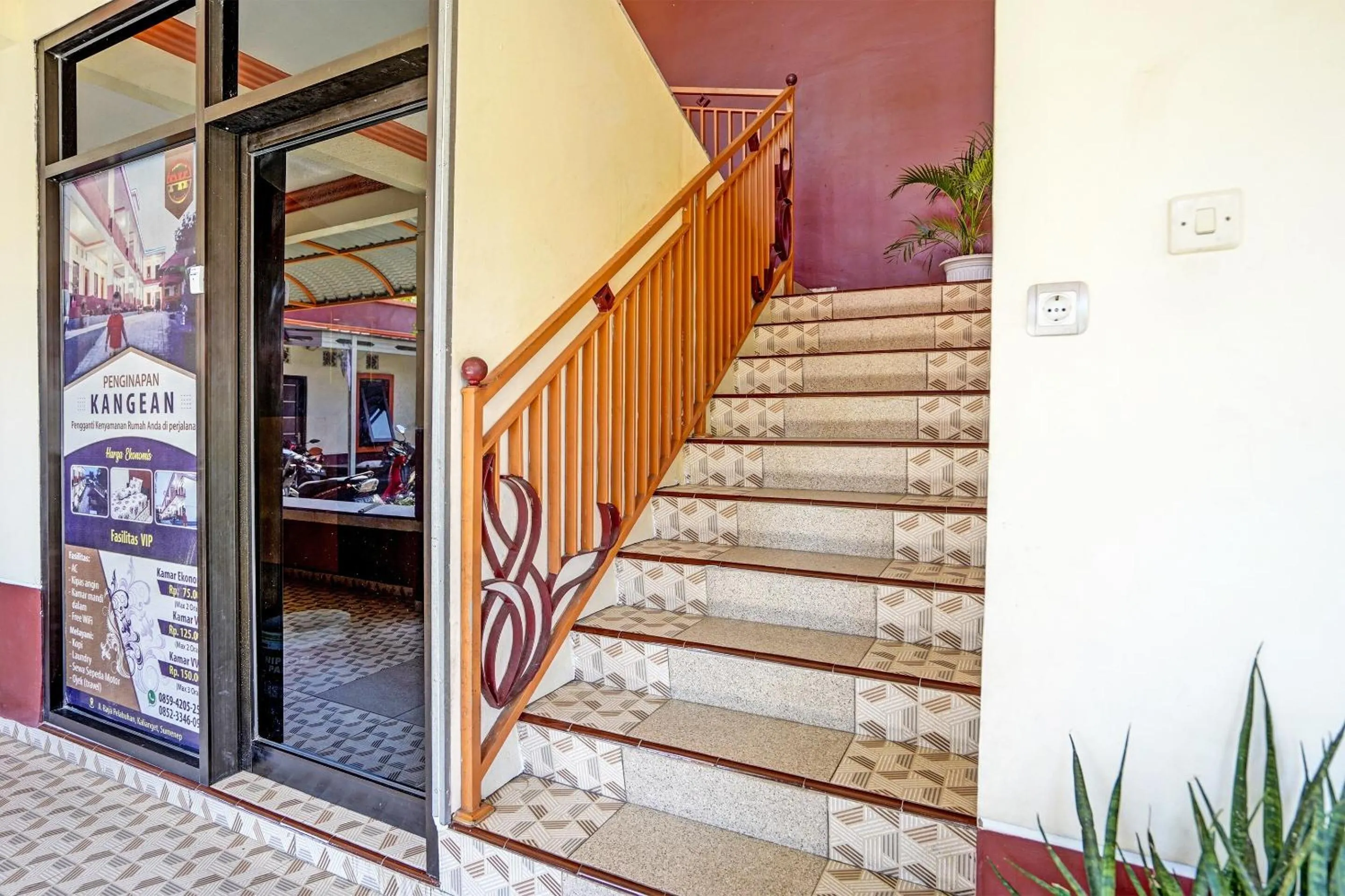 Lobby or reception in Hotel O Penginapan Kangean SyariahNearTaman Merdeka Kalianget