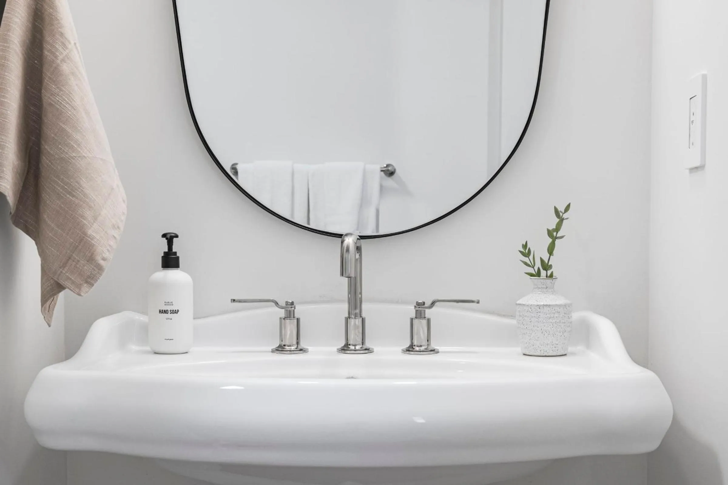 Bathroom in Casa Jardin - Boutique Suites in Downtown Santa Barbara
