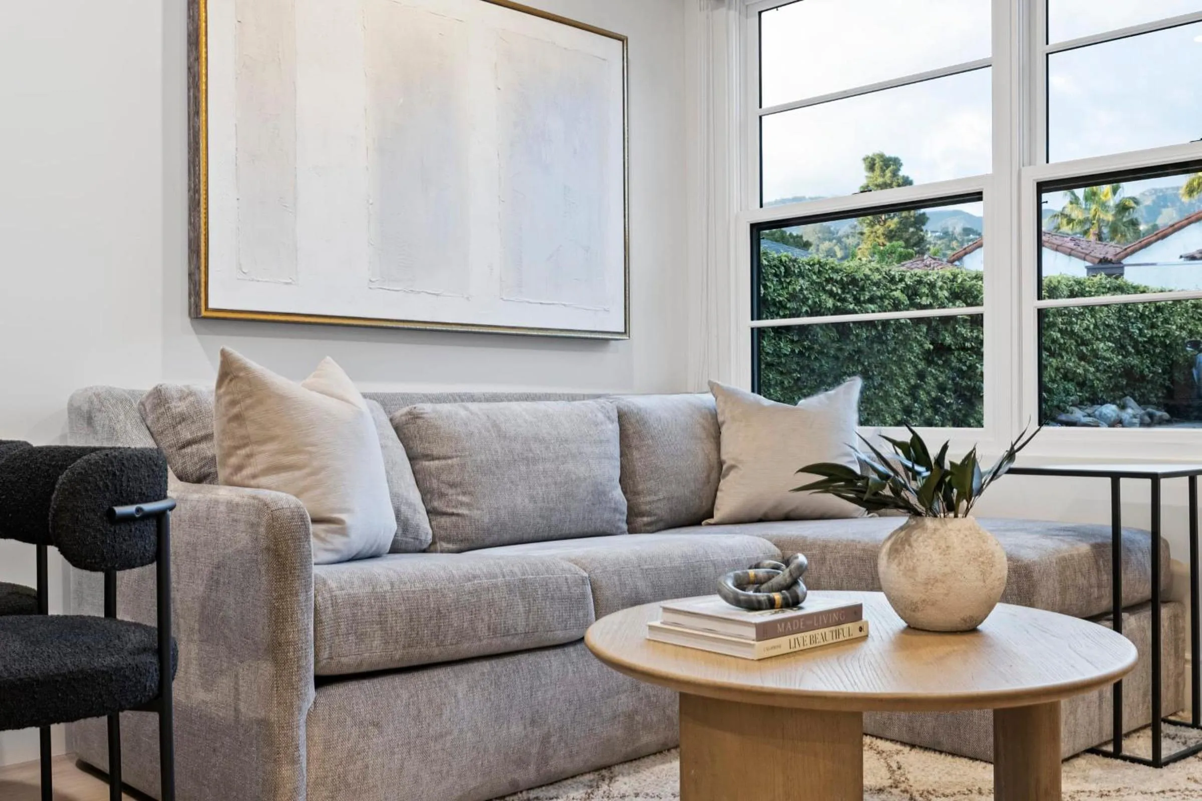 Living room in Casa Jardin - Boutique Suites in Downtown Santa Barbara