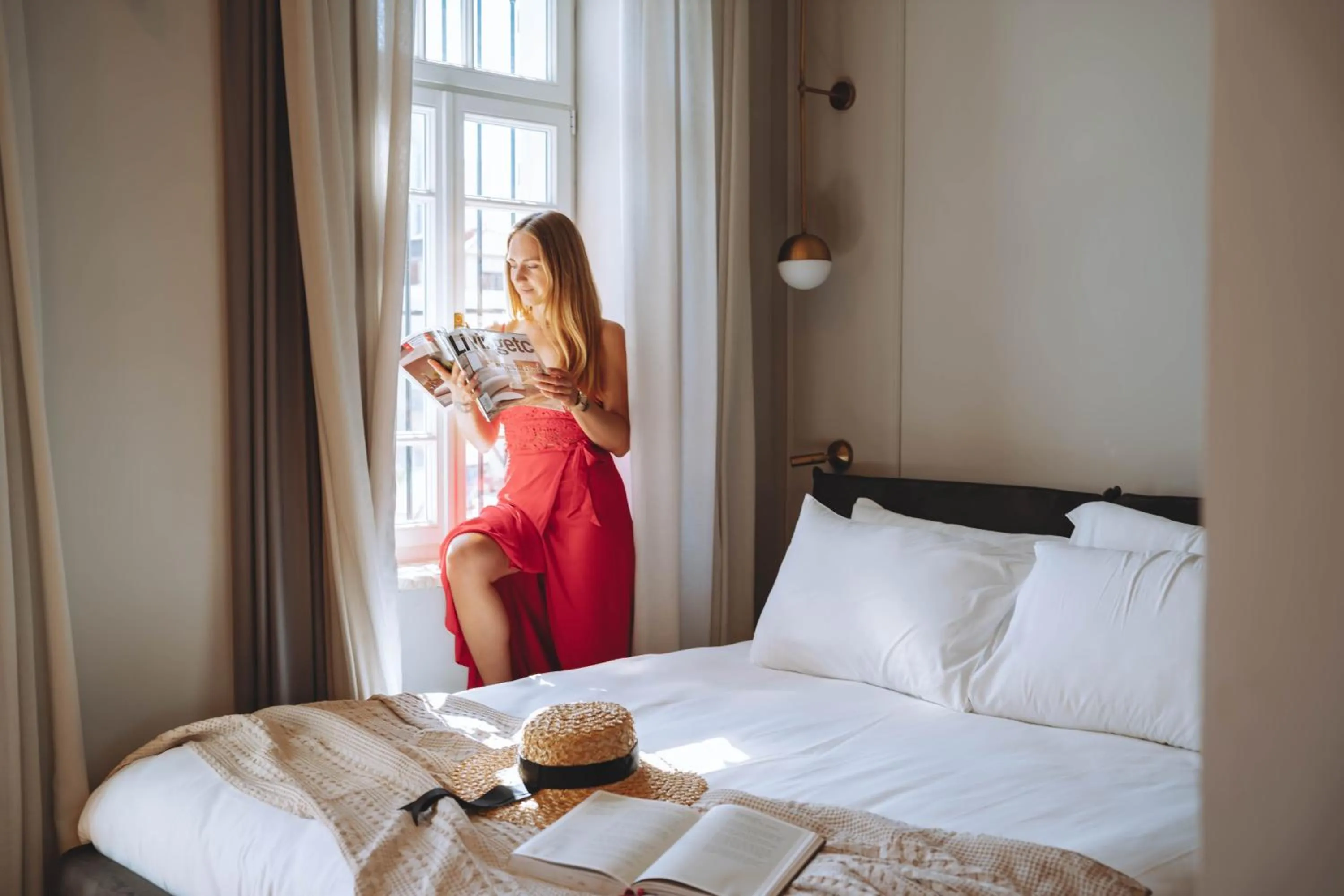 Toilet, Bed in Allegro Neve Tzedek Boutique Suites - By HOMY