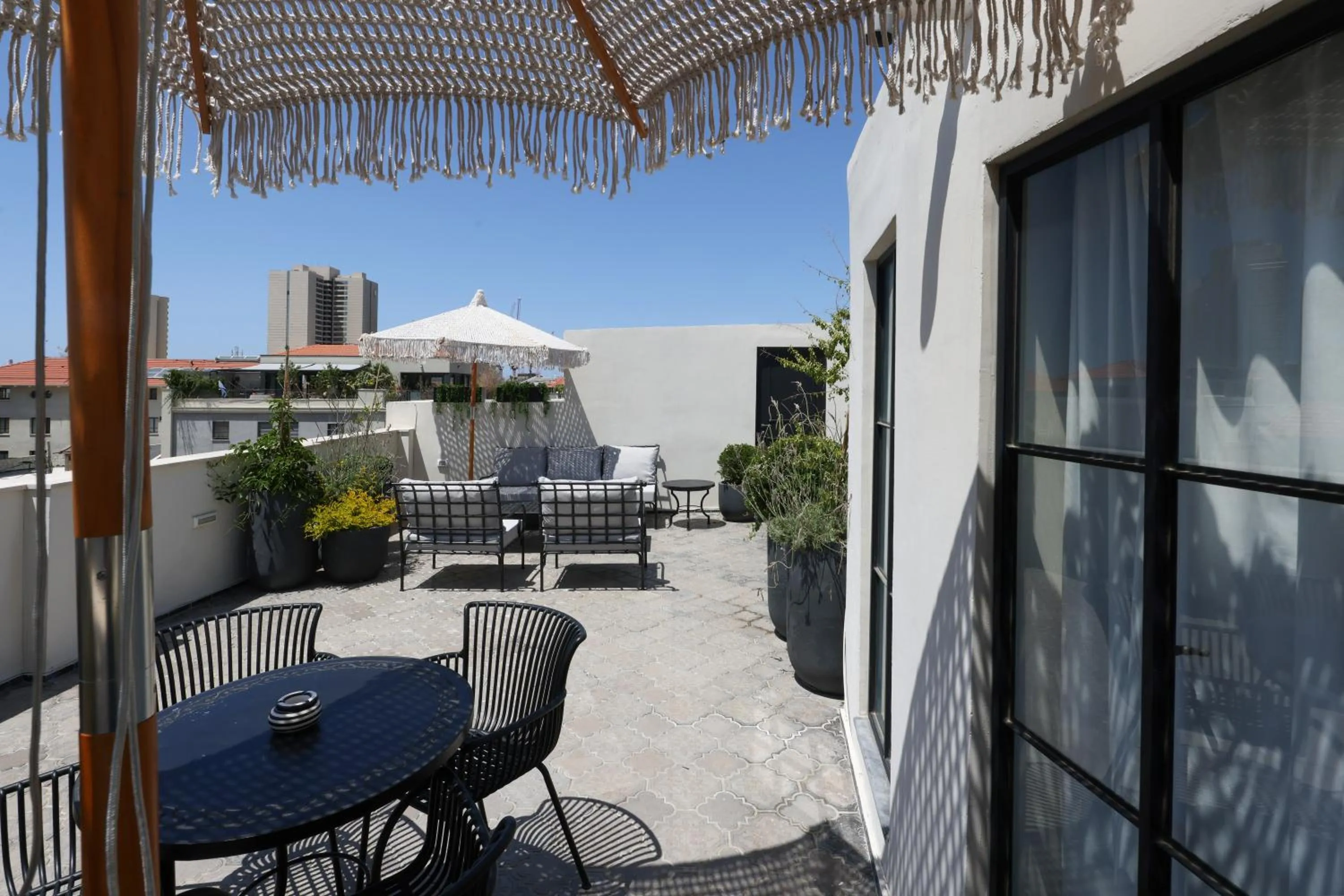 Patio in Allegro Neve Tzedek Boutique Suites - By HOMY