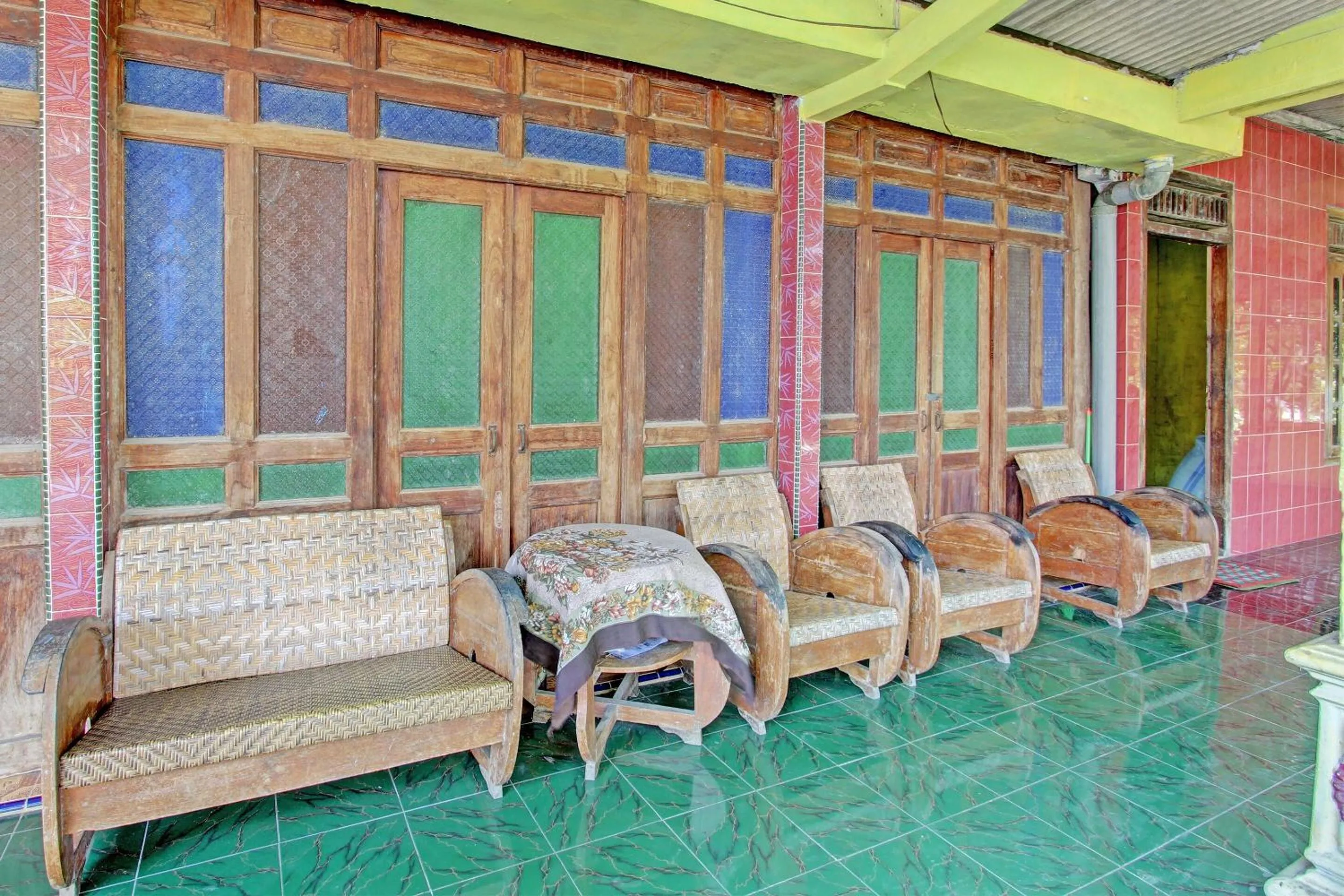 Lobby or reception in Hotel O Guest House Pak Darso