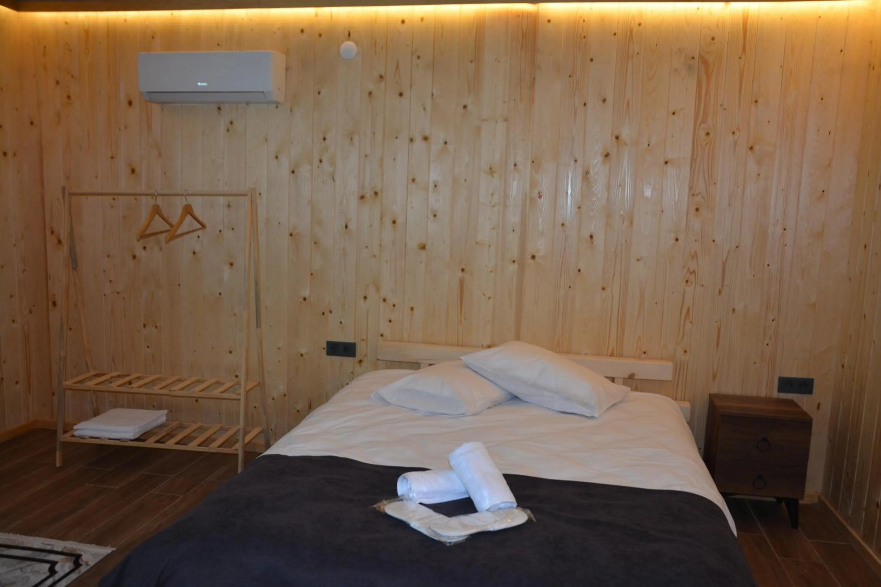 DOĞAL SUİT BUNGALOV