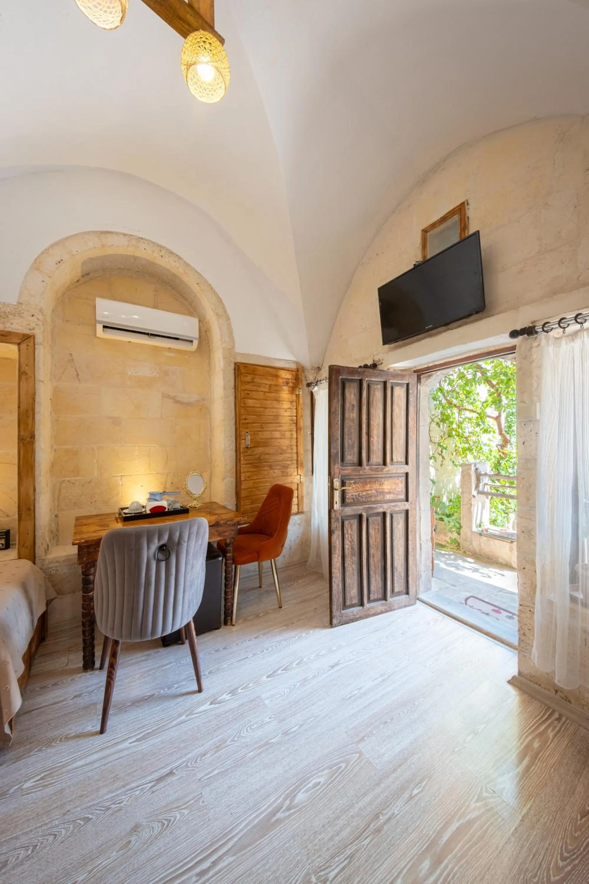 View (from property/room), Bed in KARAGÜL Hotel