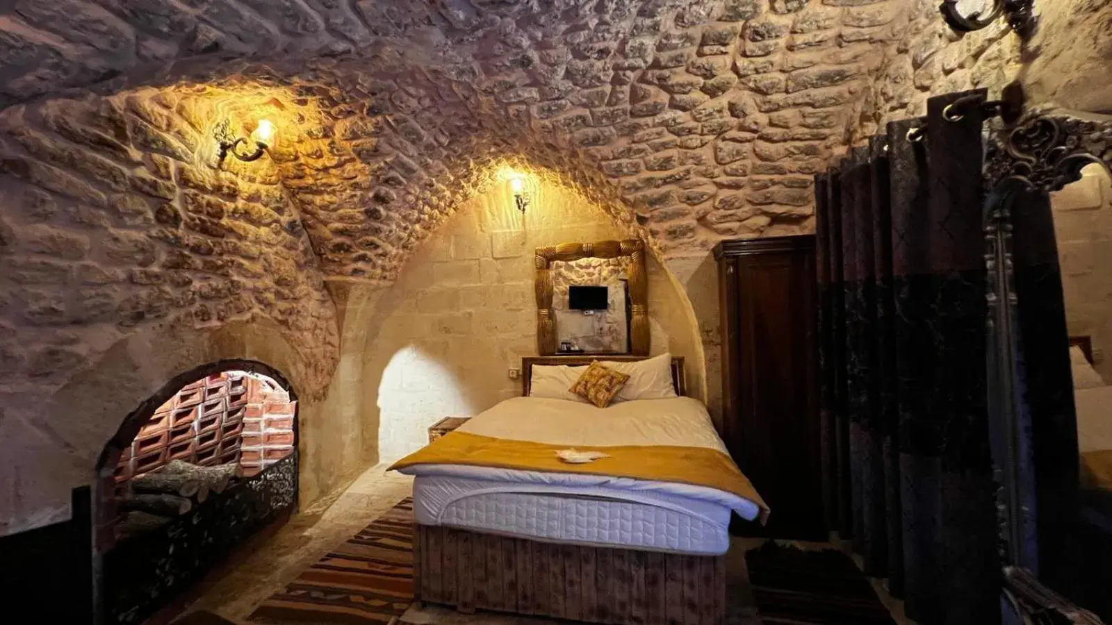 Double Room with Private Bathroom in KARAGÜL Hotel Double Room with Private Bathroom in KARAGÜL Hotel