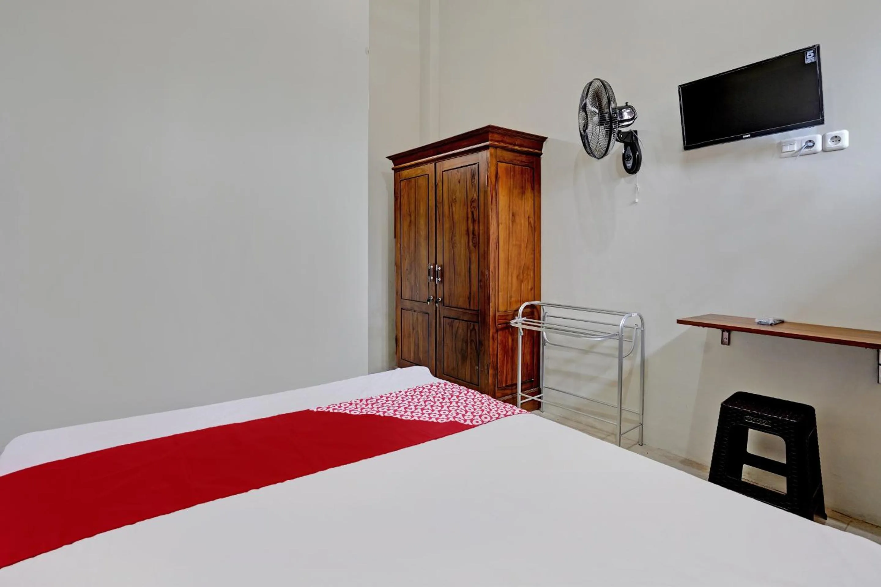 Bedroom, Bed in OYO 92541 Suny Kost Syariah