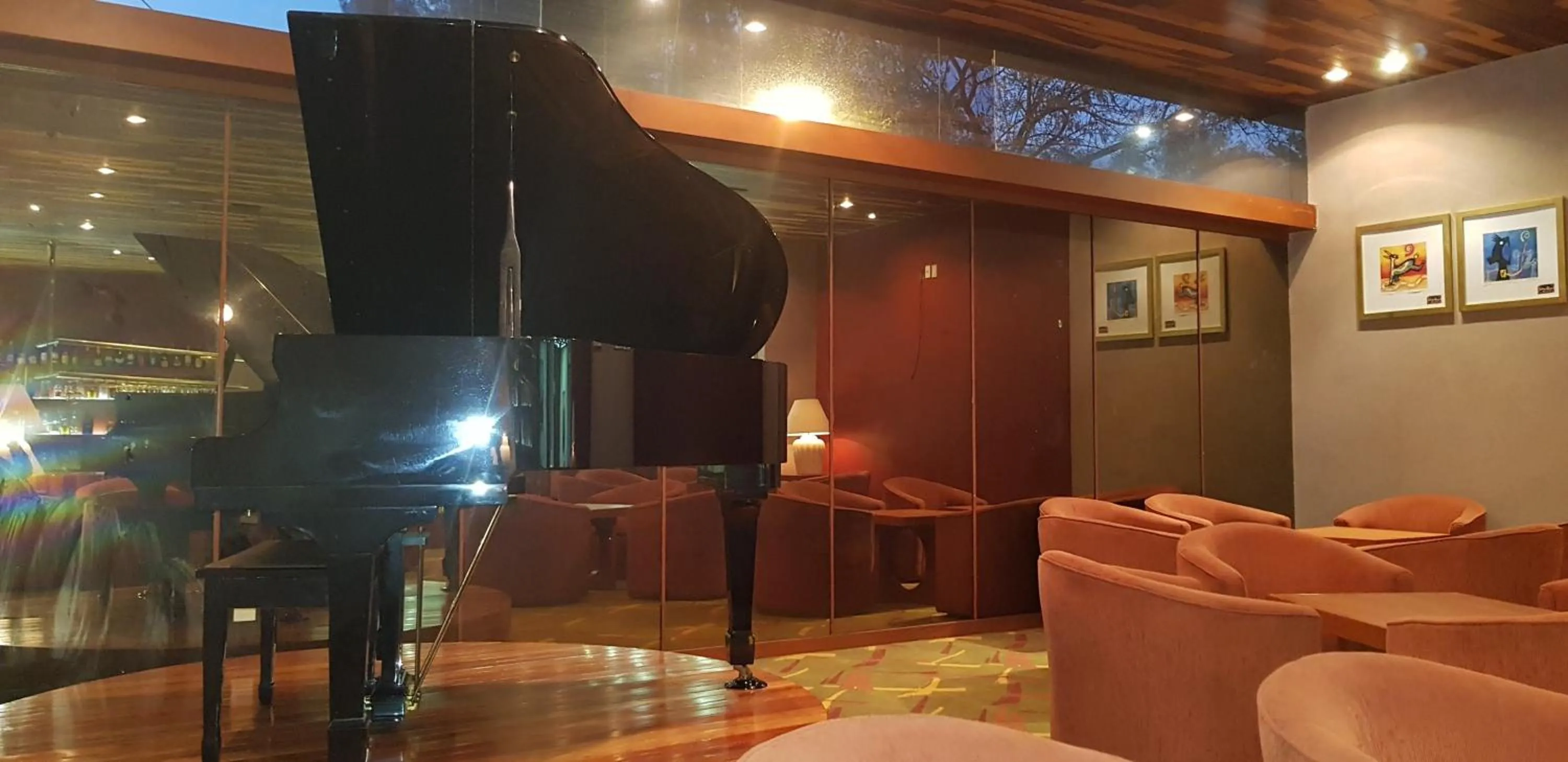 Lounge or bar in Hotel Finisterre