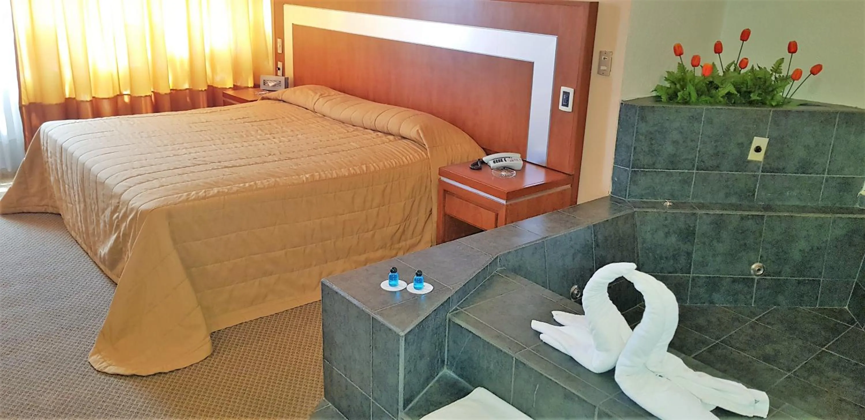 Bed in Hotel Finisterre