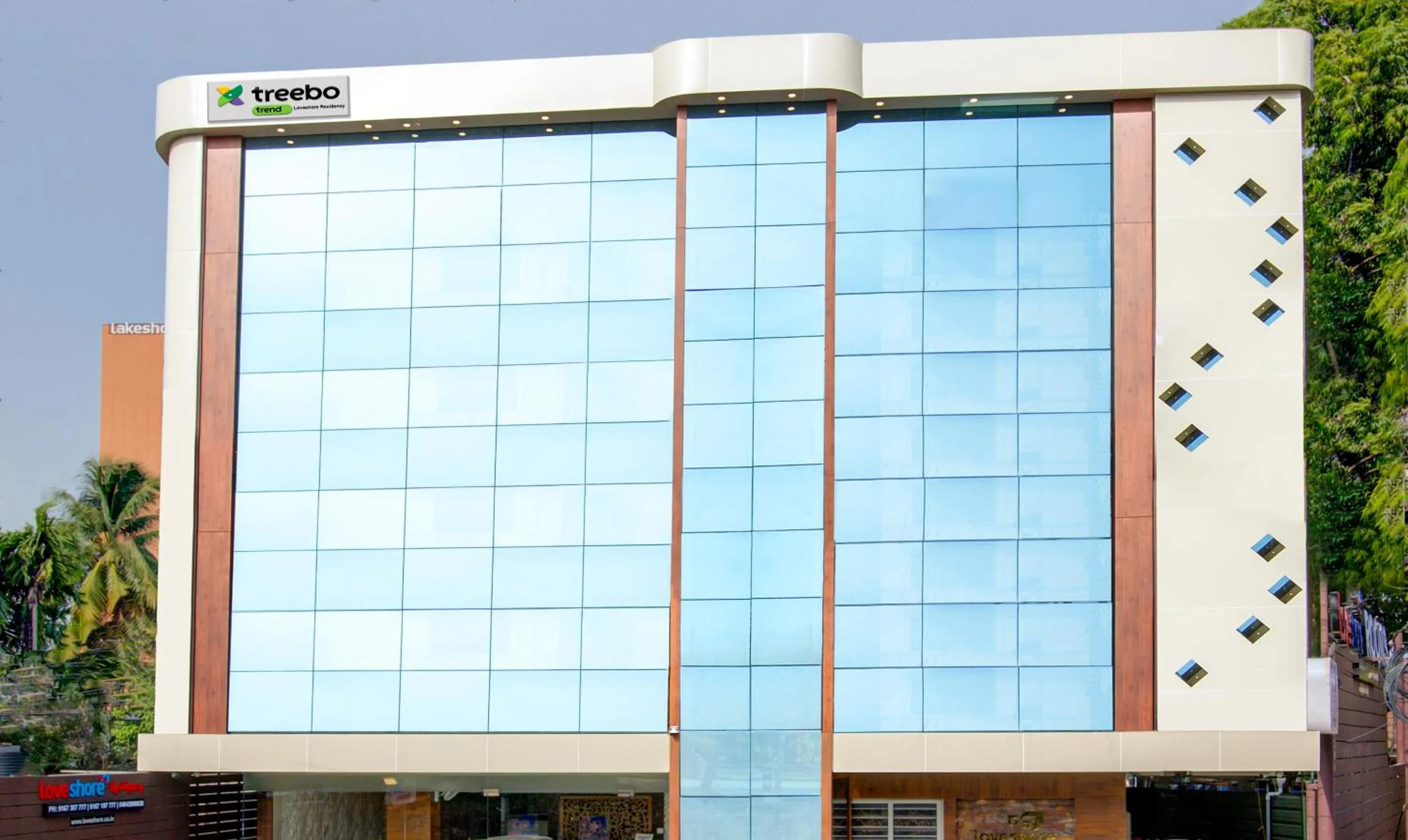 Property building in Treebo Love Shore Residency, Near Lakeshore Hospital