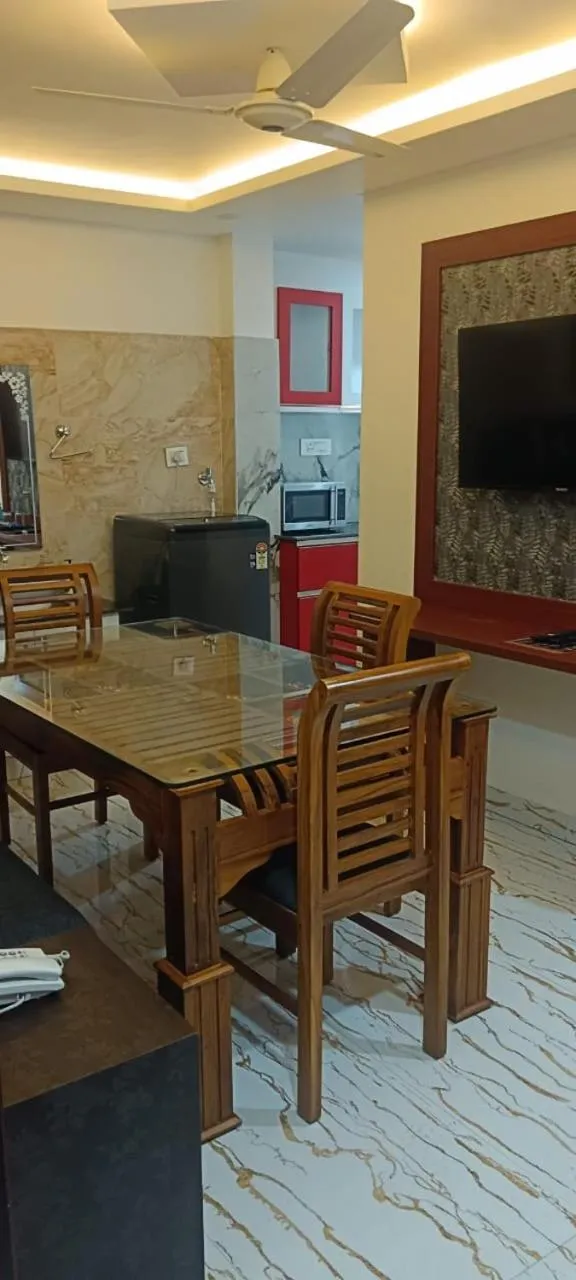 Dining area in Treebo Love Shore Residency, Near Lakeshore Hospital