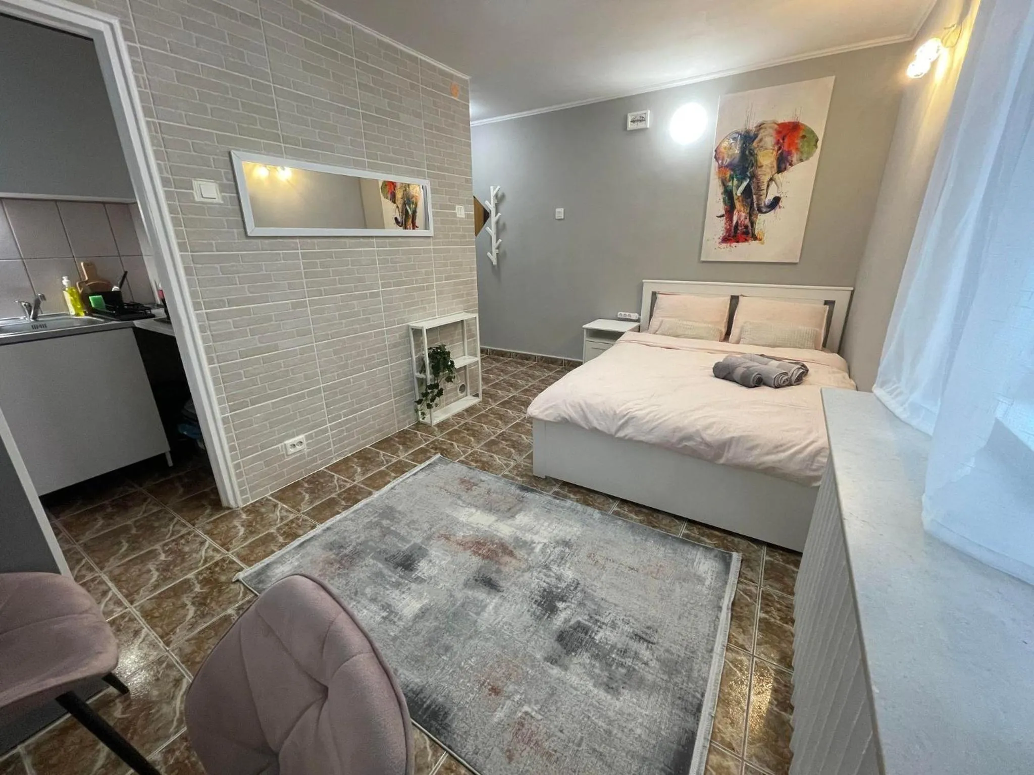 One Room Apartment Decebal