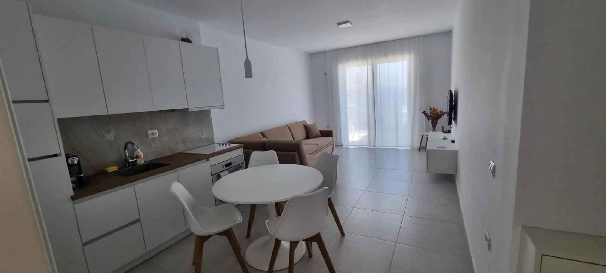 Toni Apartment