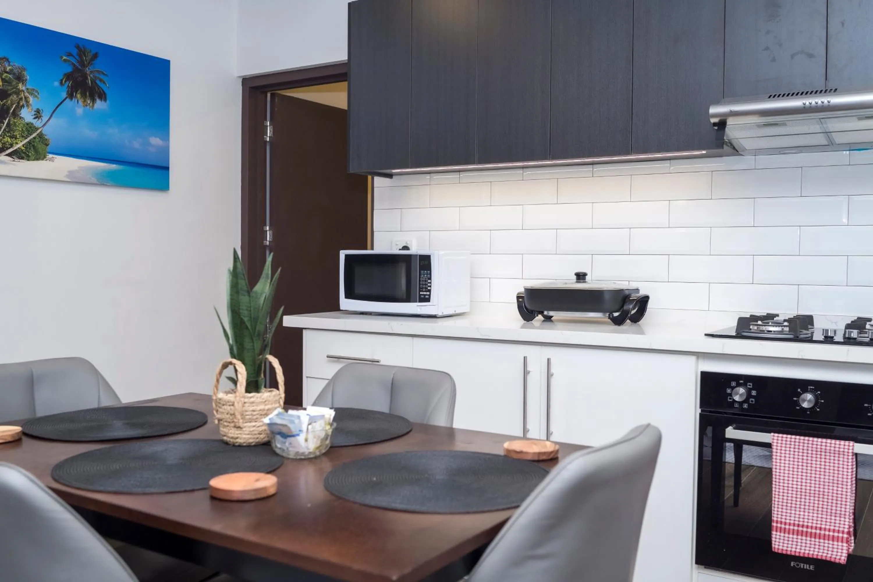 Dinner in Garden Apartments