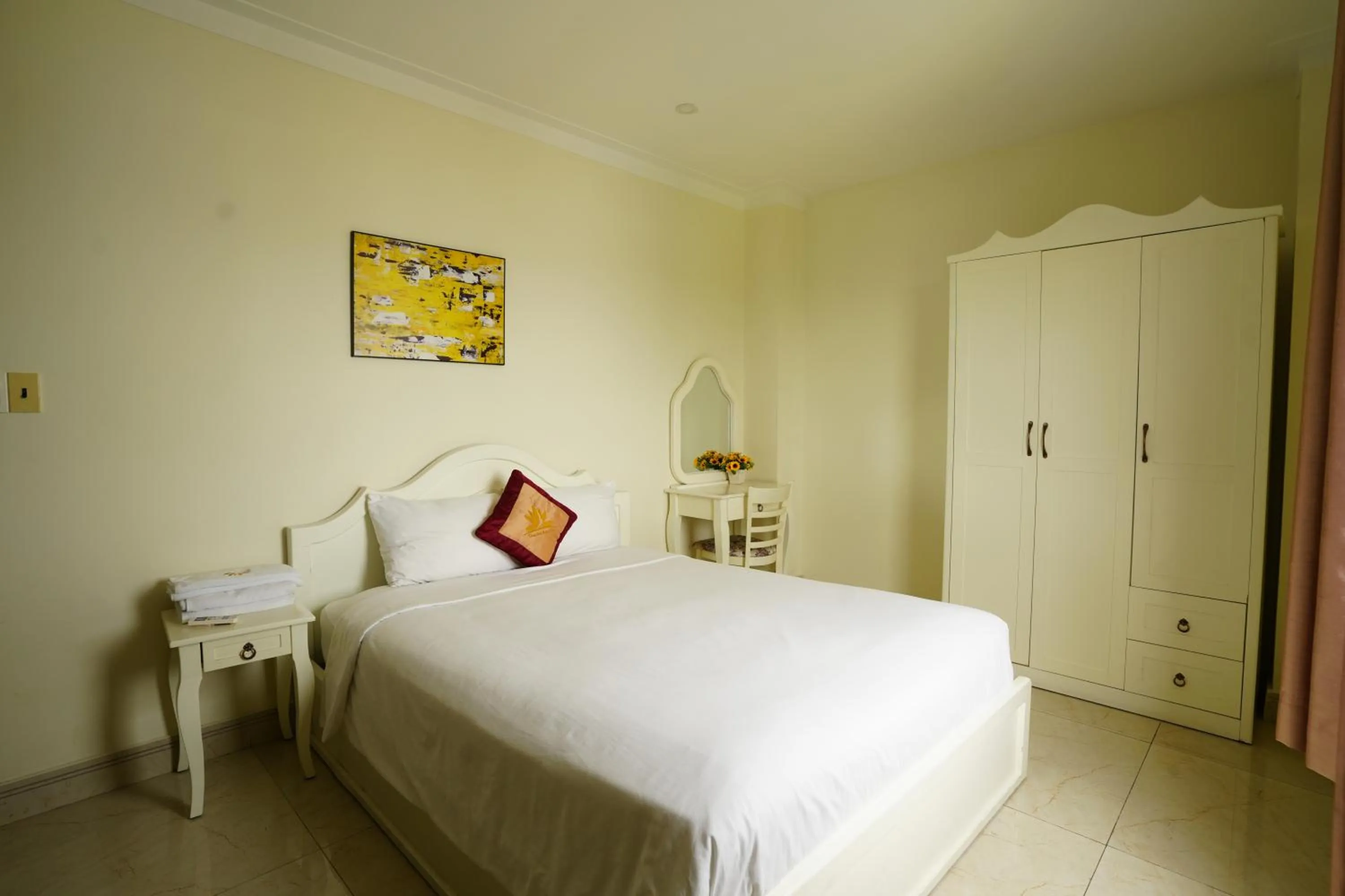 Bedroom, Bed in Thành Vinh Hotel & Apartment