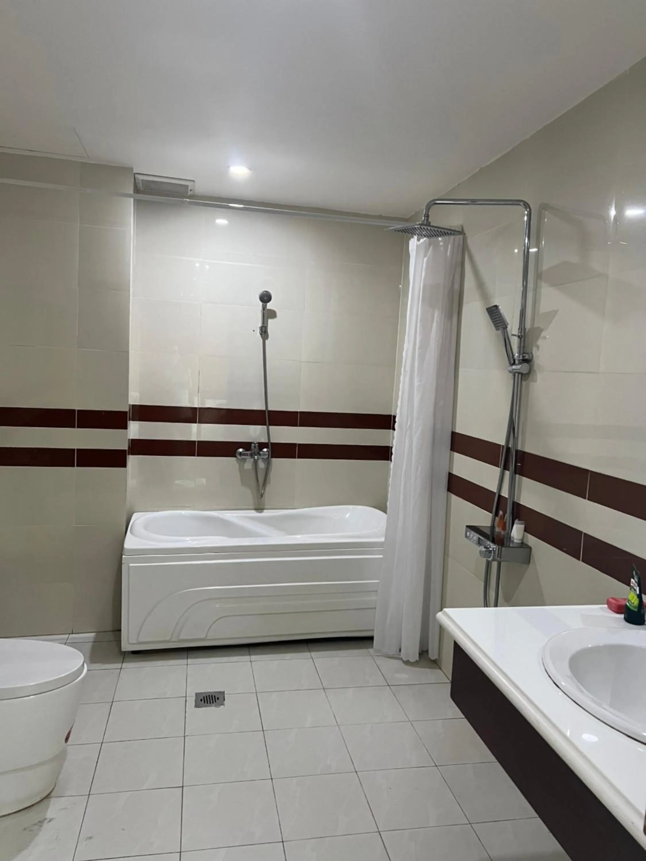 Bathroom in Thành Vinh Hotel & Apartment