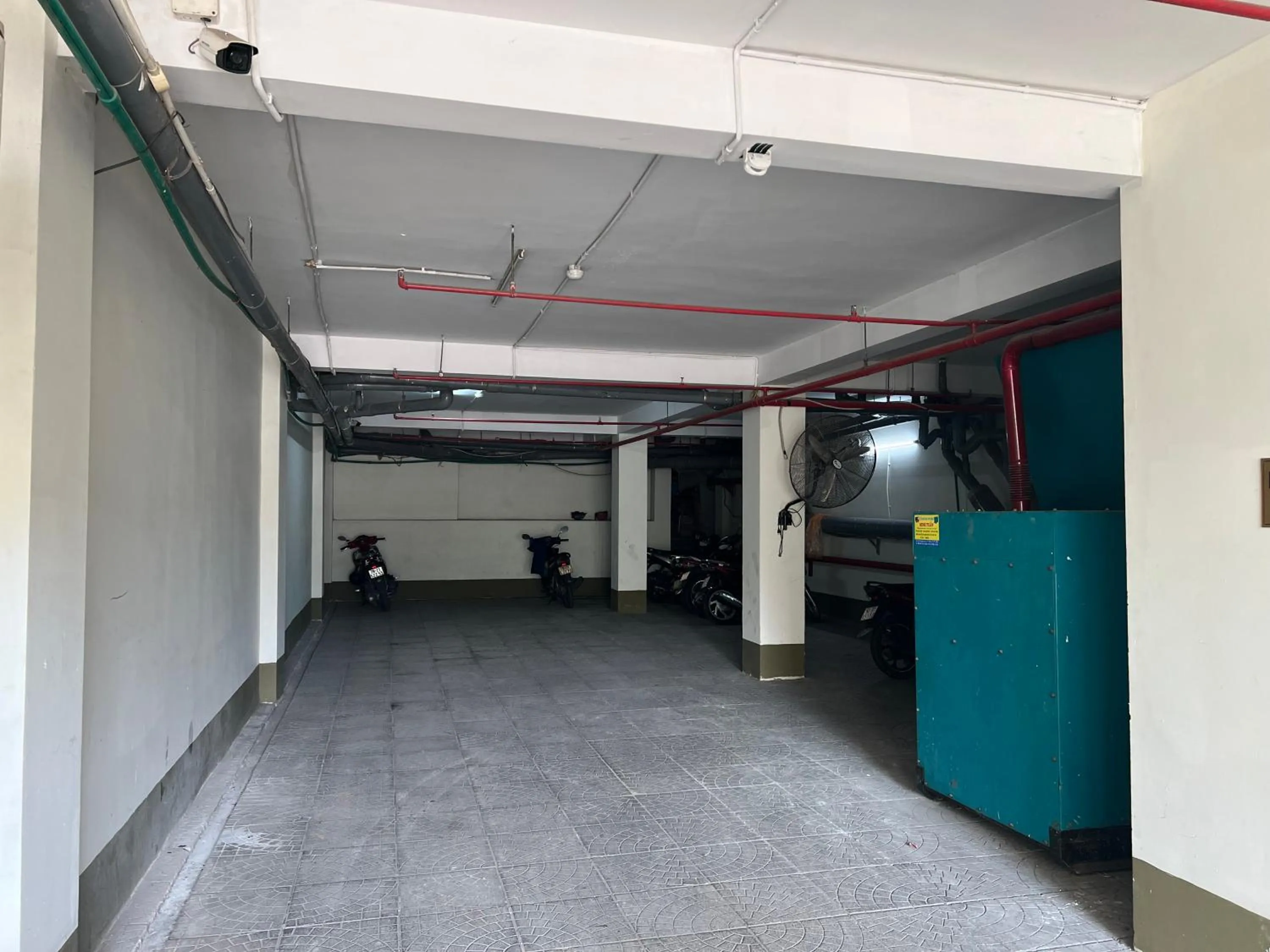 Parking in Thành Vinh Hotel & Apartment