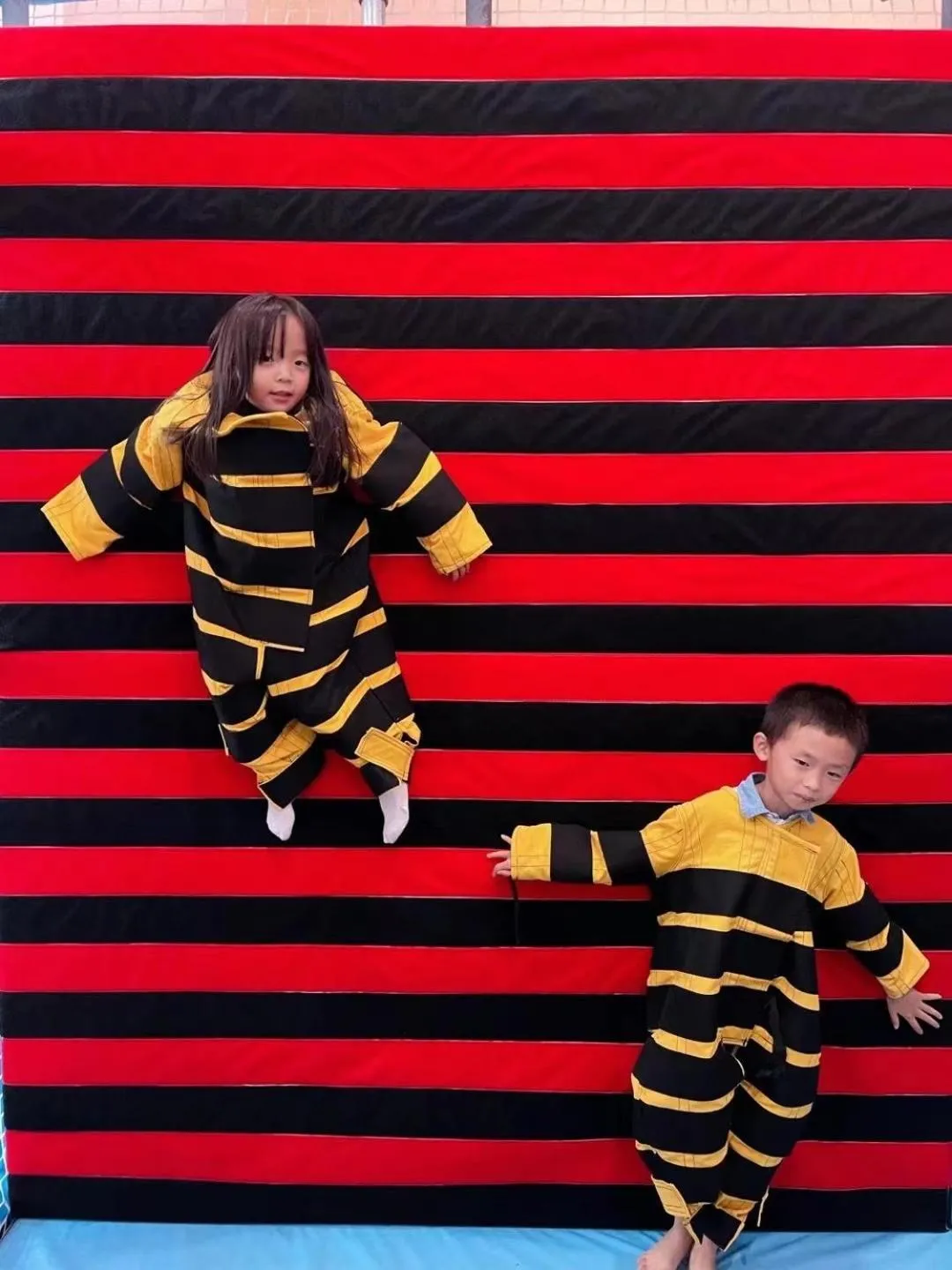 children in Flushing Garden Hotel