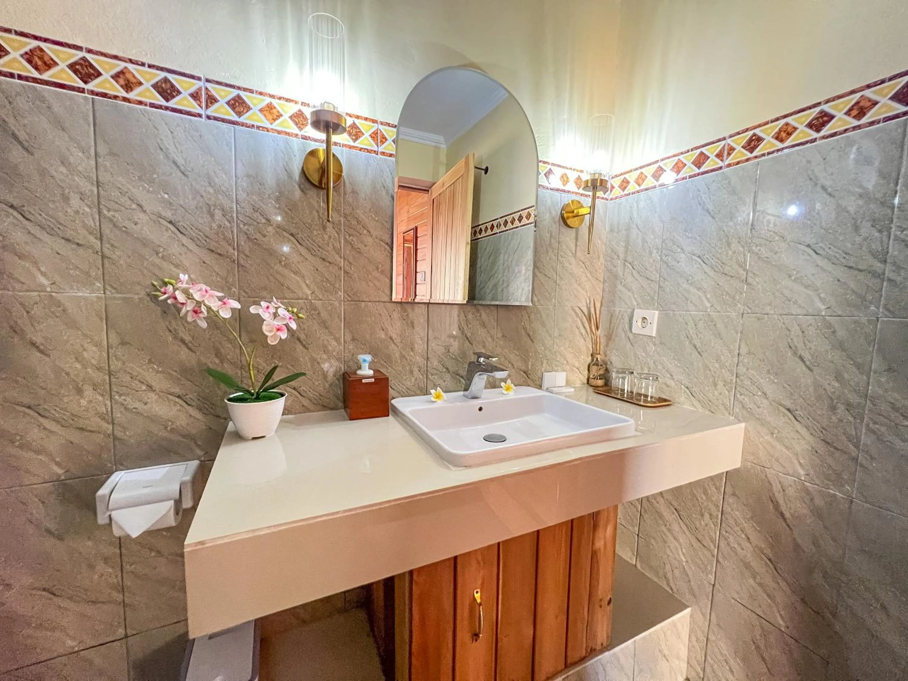 Bathroom in Skywatch cottage