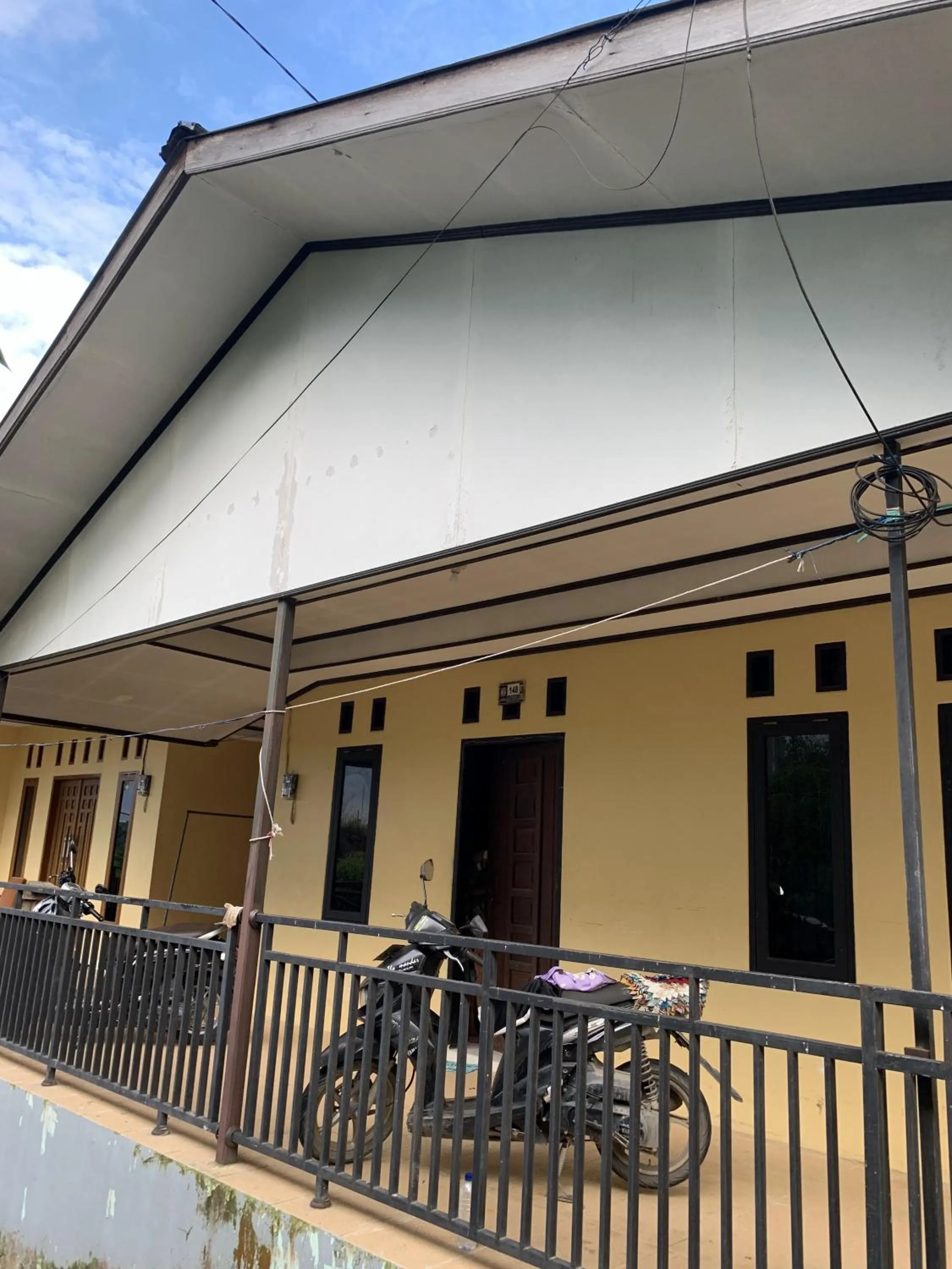 Facade/entrance in SPOT ON 92544 Senja Homestay