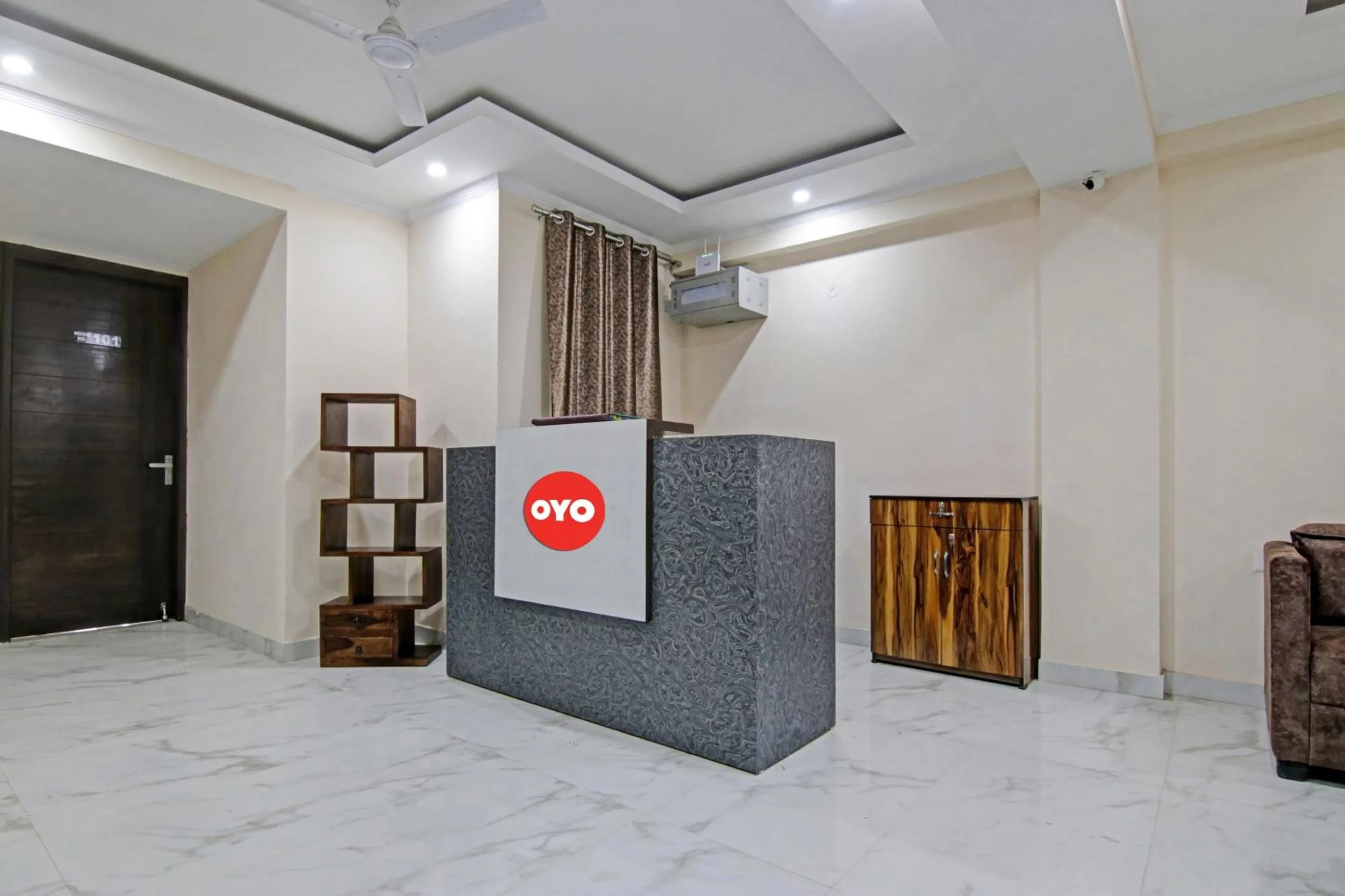 Lobby or reception in Hotel O Pristine