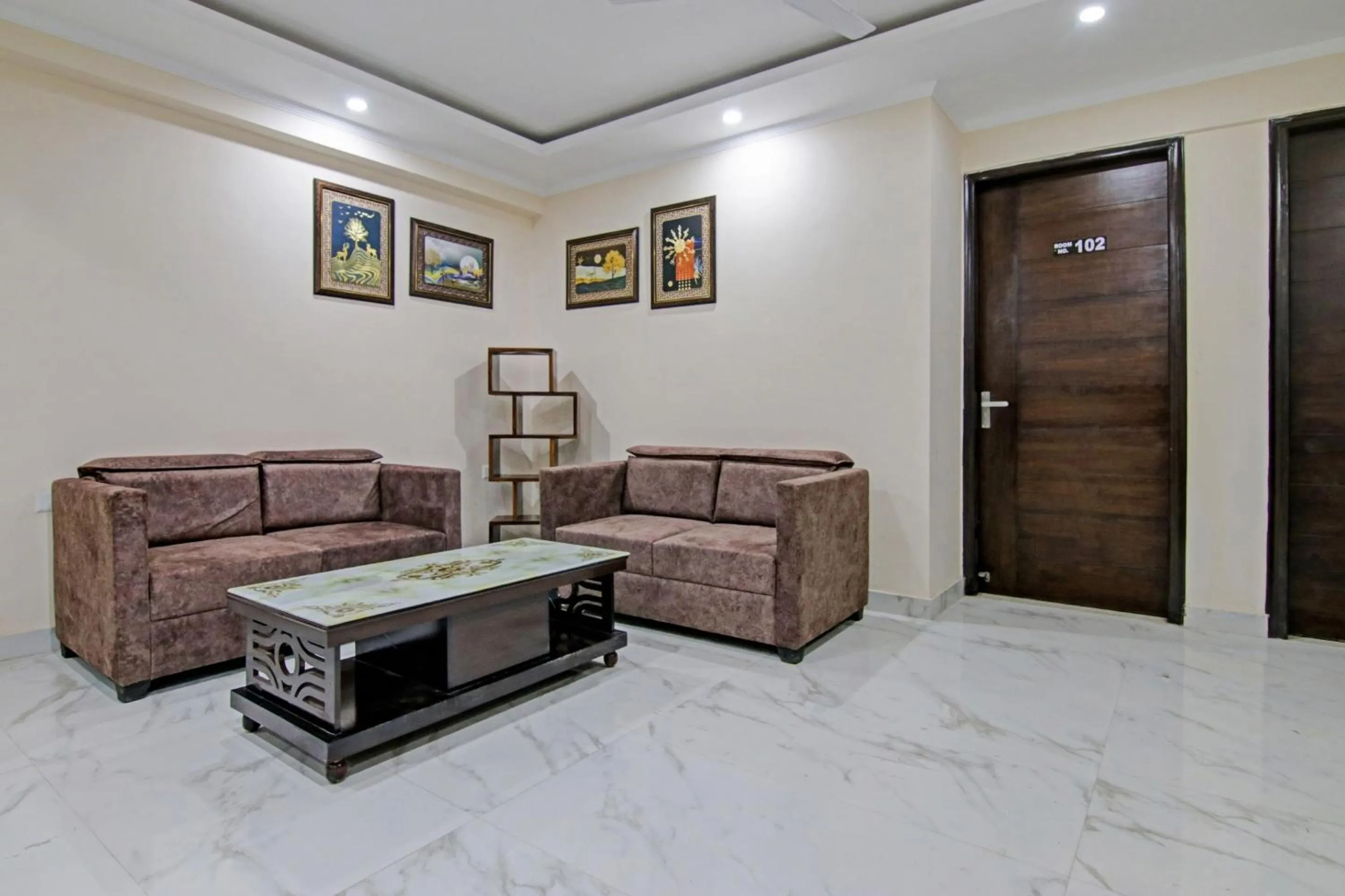 Lobby or reception in Hotel O Pristine