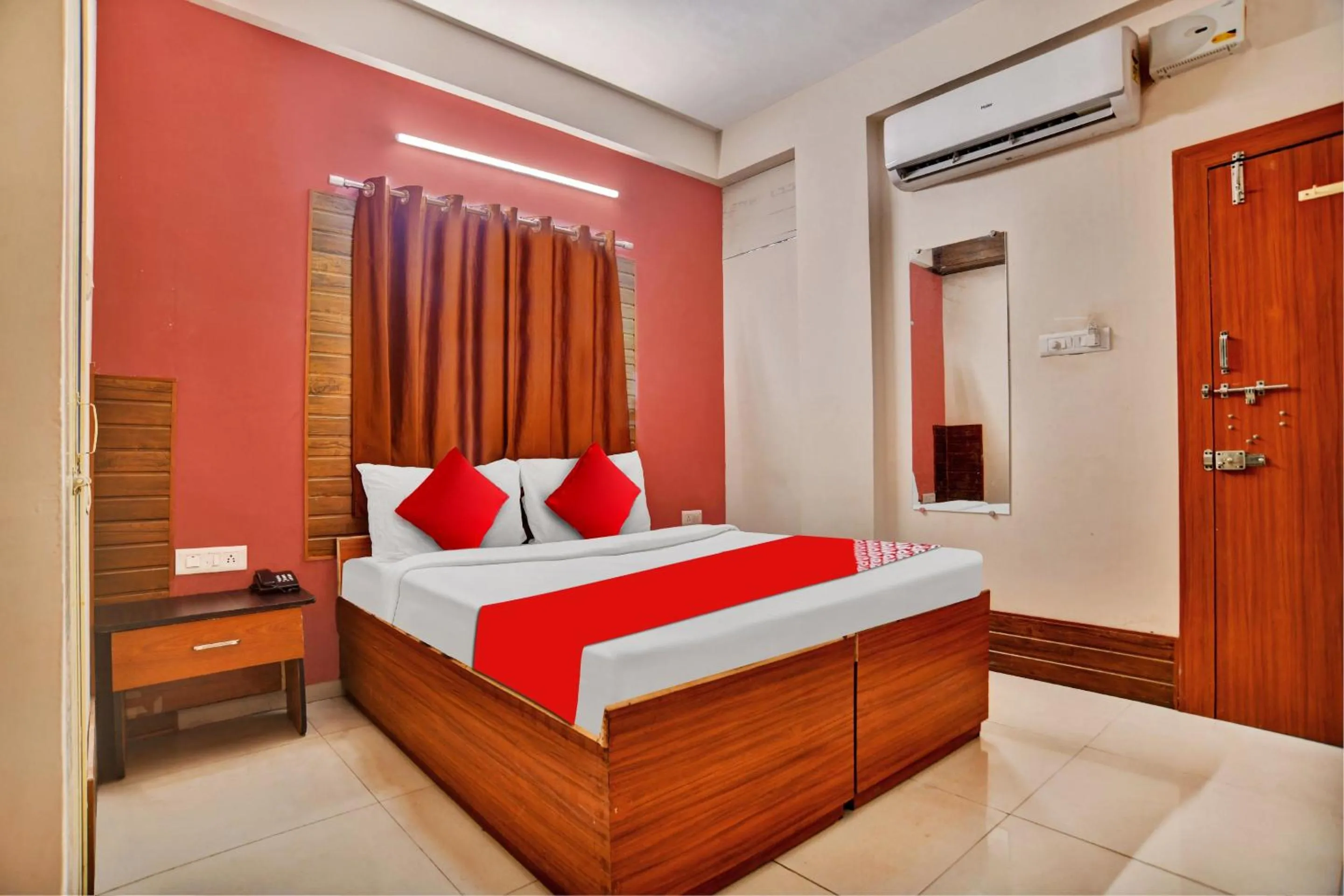 Bedroom, Bed in Hotel O Sudipti Resort