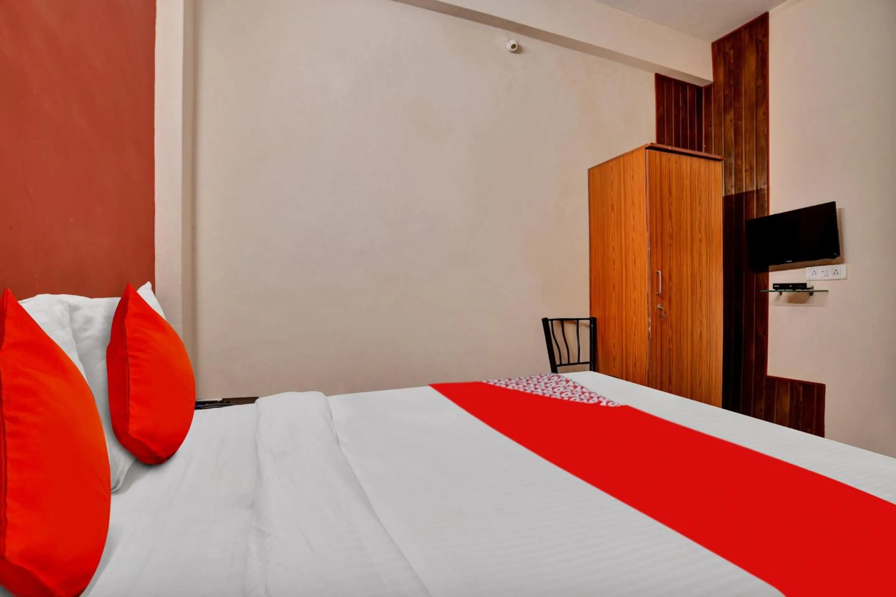 Bedroom, Bed in Hotel O Sudipti Resort