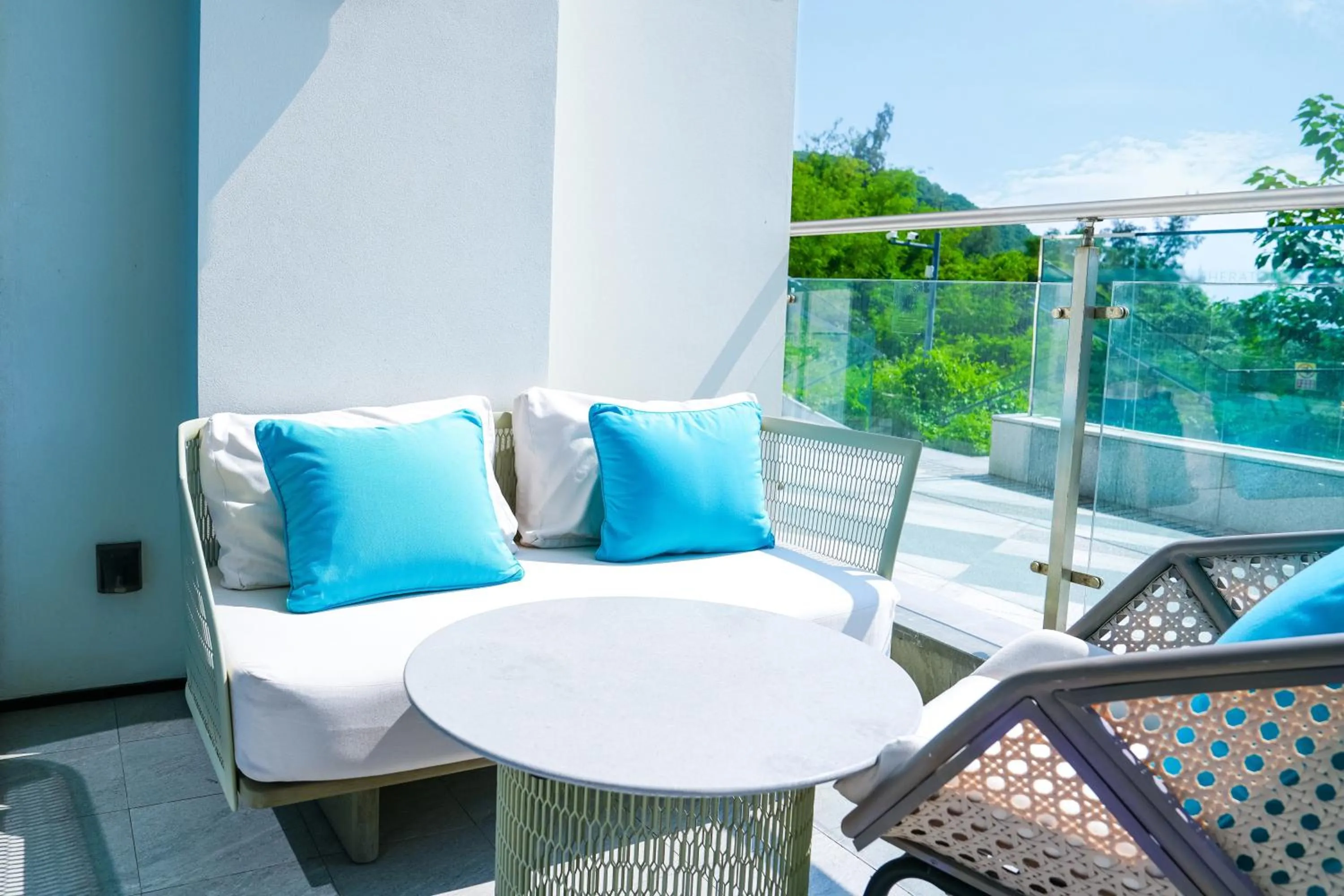 Balcony/Terrace in Sheraton Beihai Resort