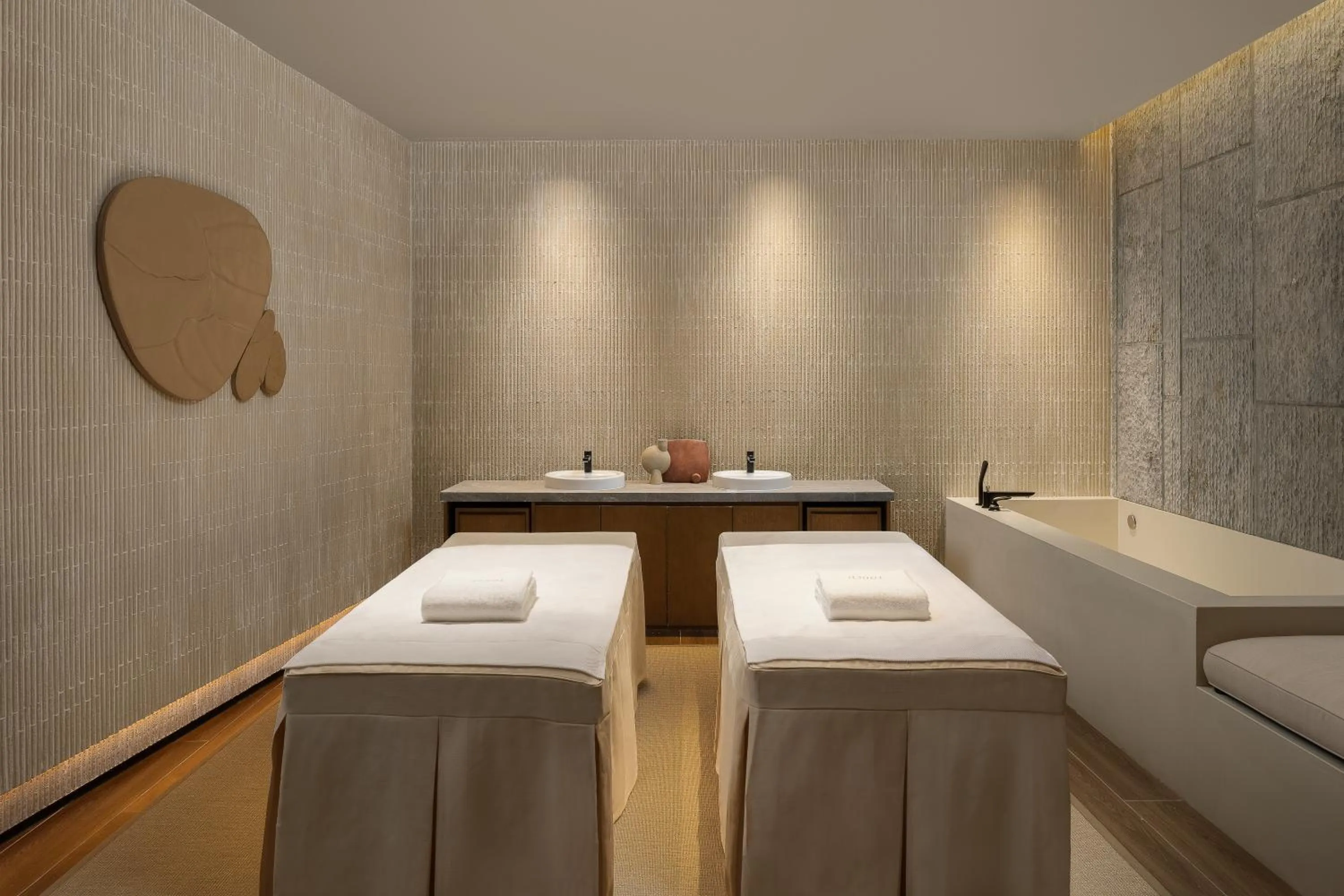 Spa and wellness centre/facilities, Bed in Sheraton Beihai Resort